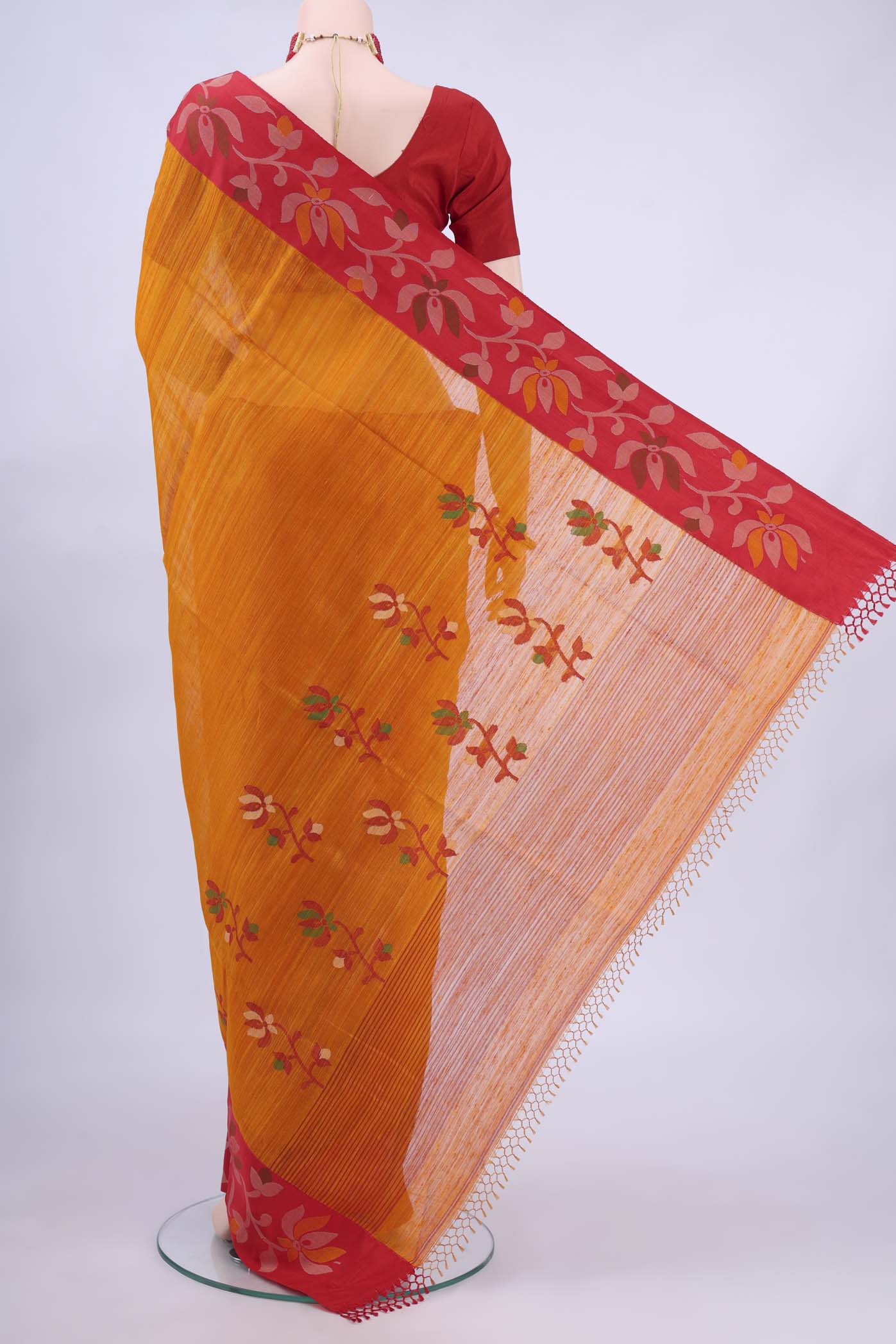 pallu body