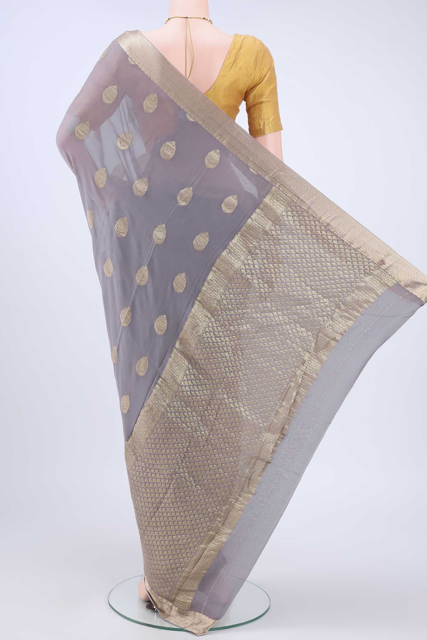 pallu body