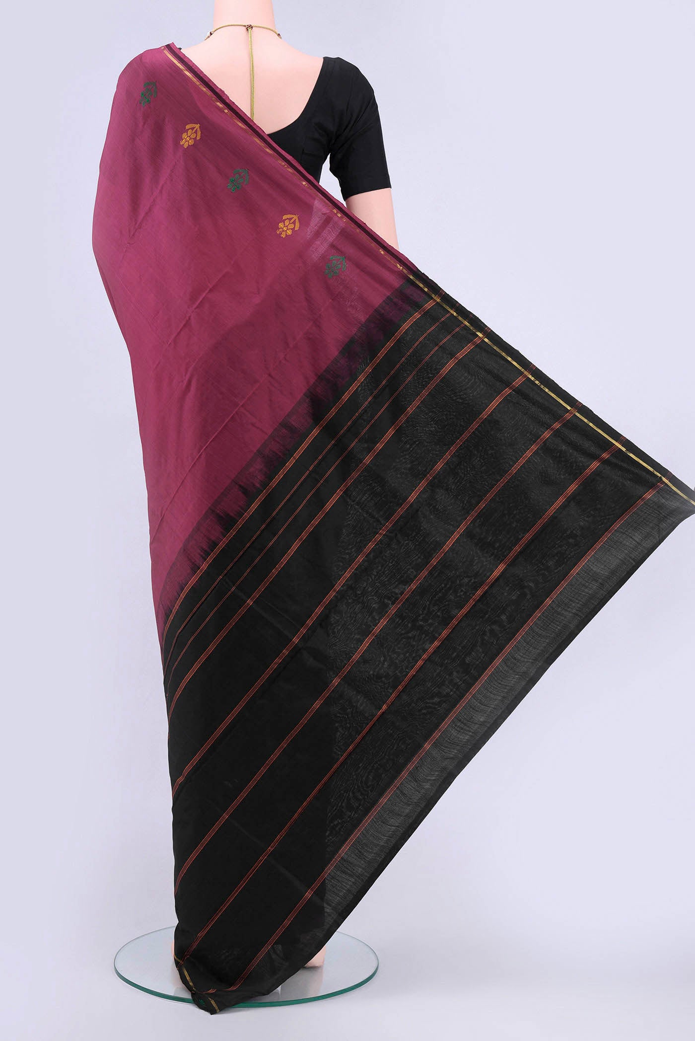 pallu body