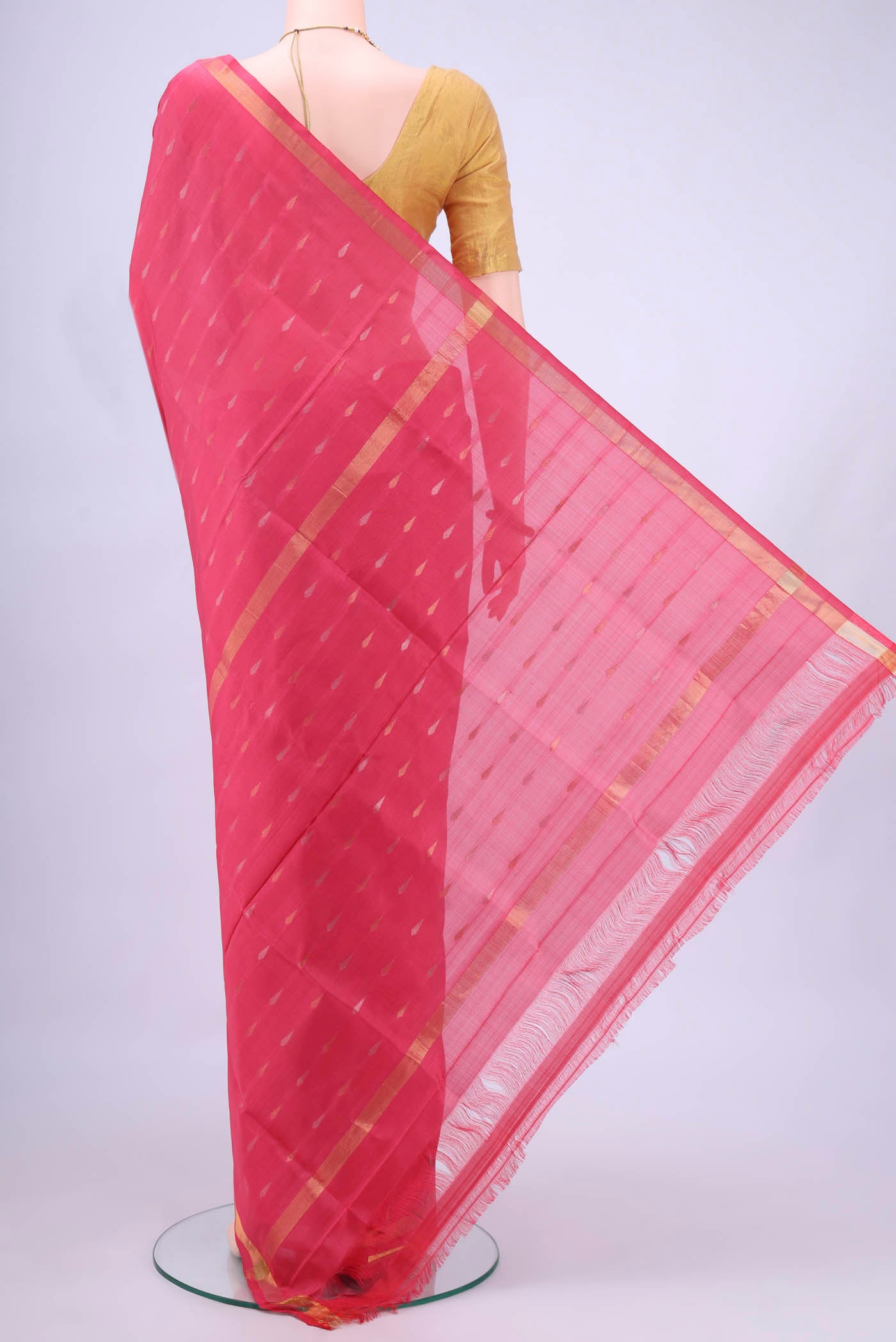 pallu body
