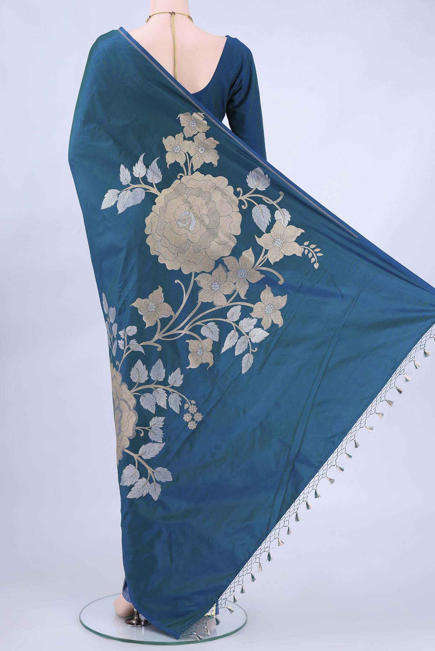 pallu body
