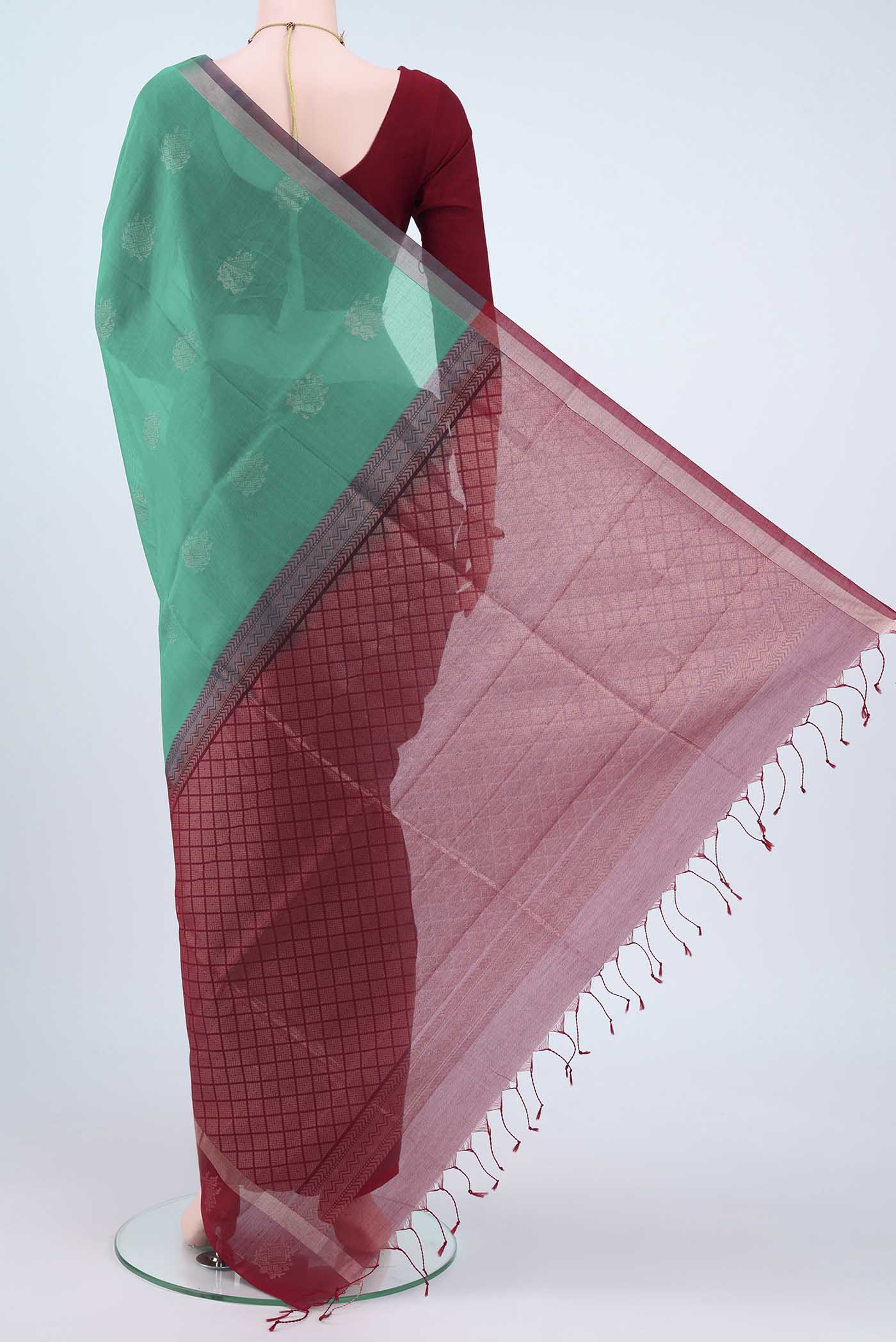 pallu body