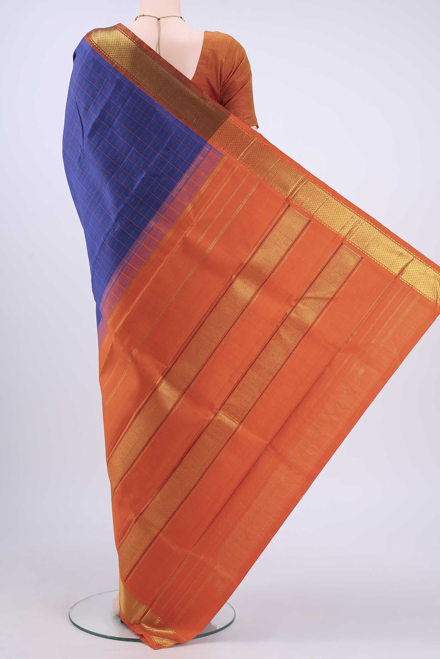 pallu body