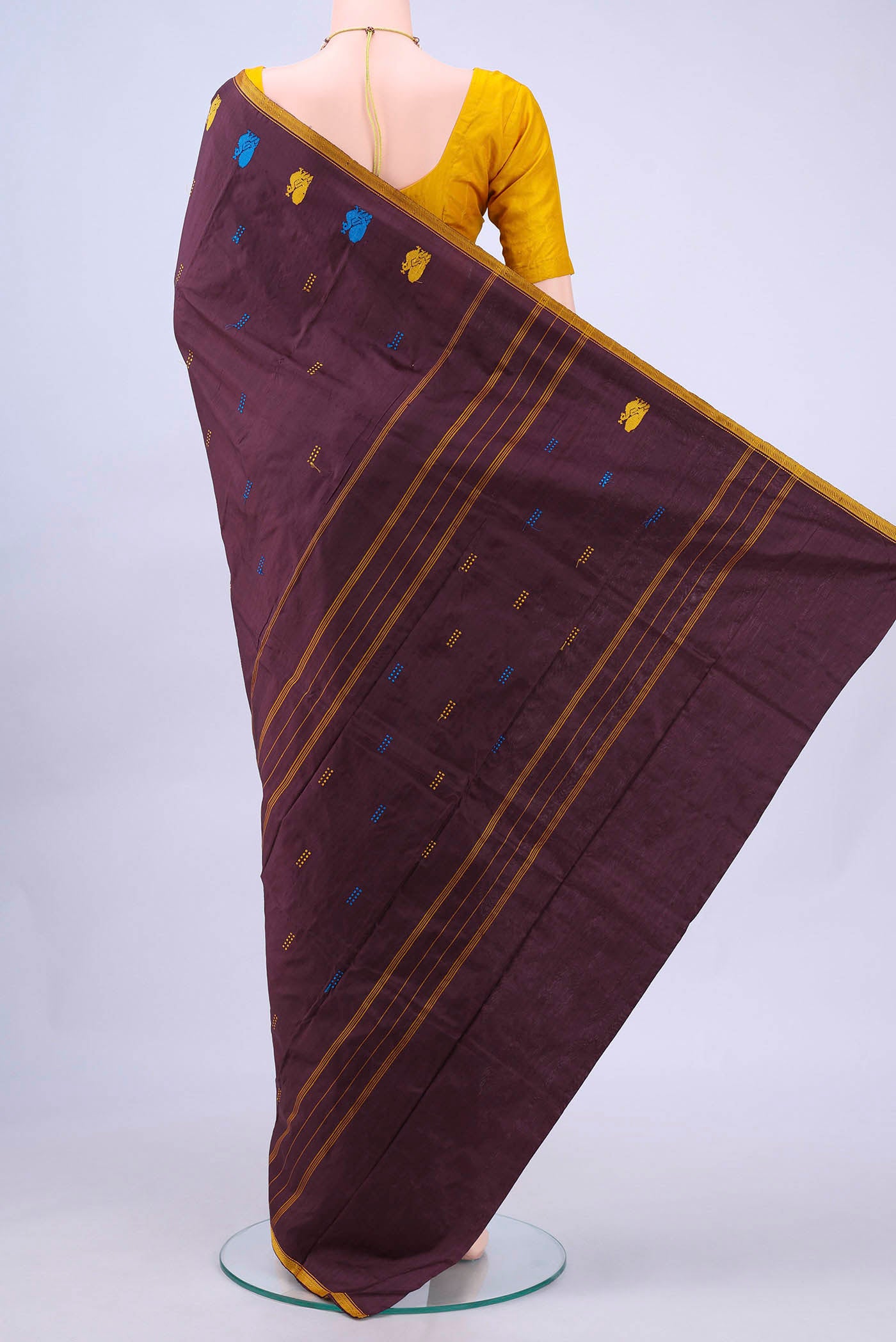 pallu body