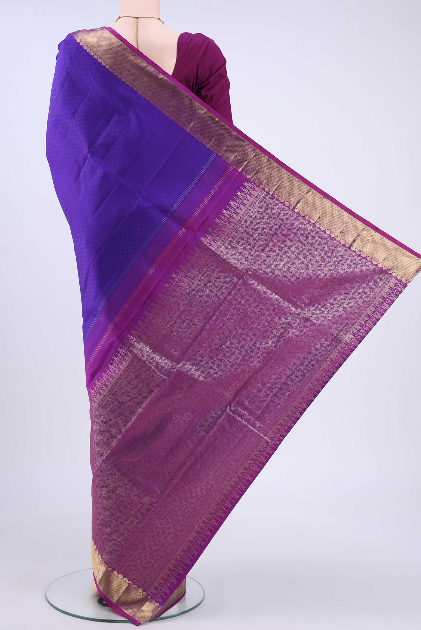 pallu body