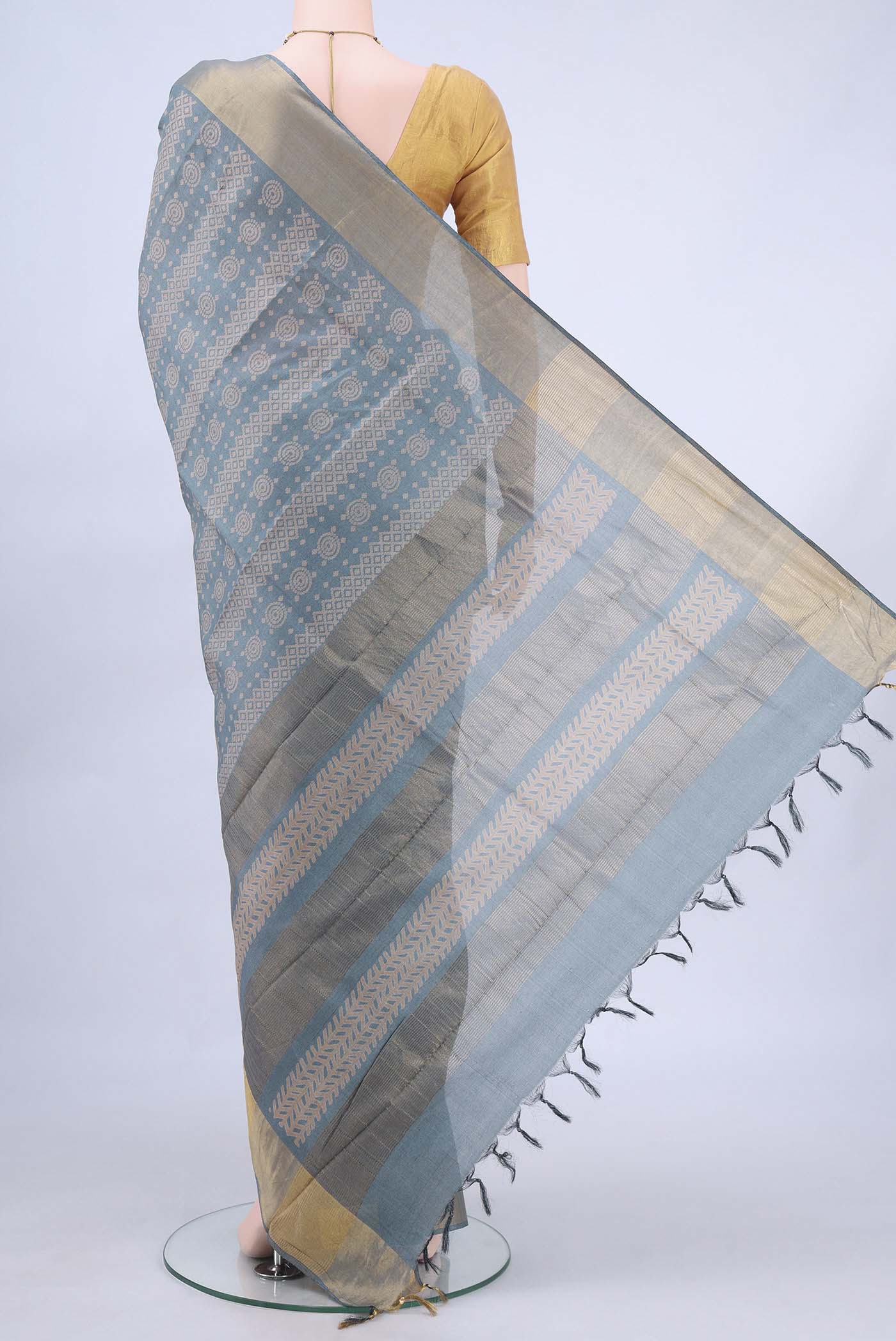 pallu body