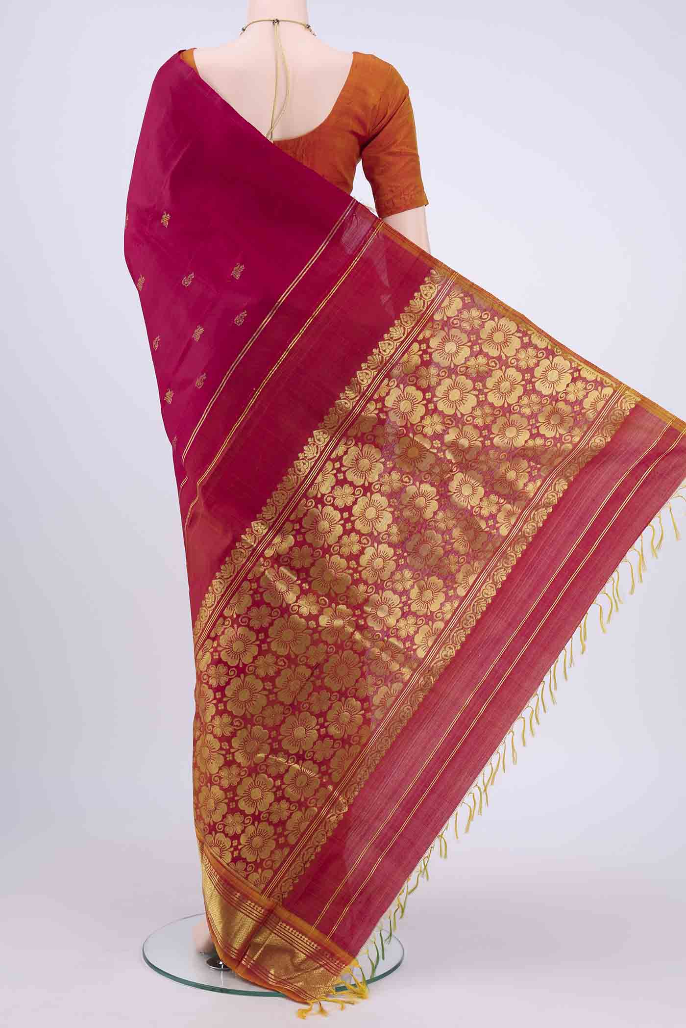 pallu body