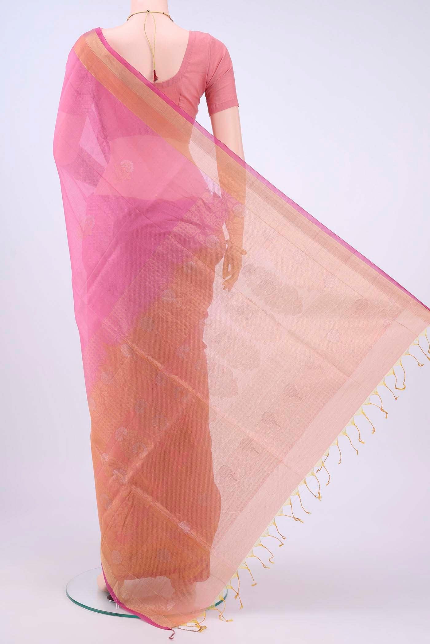 pallu body