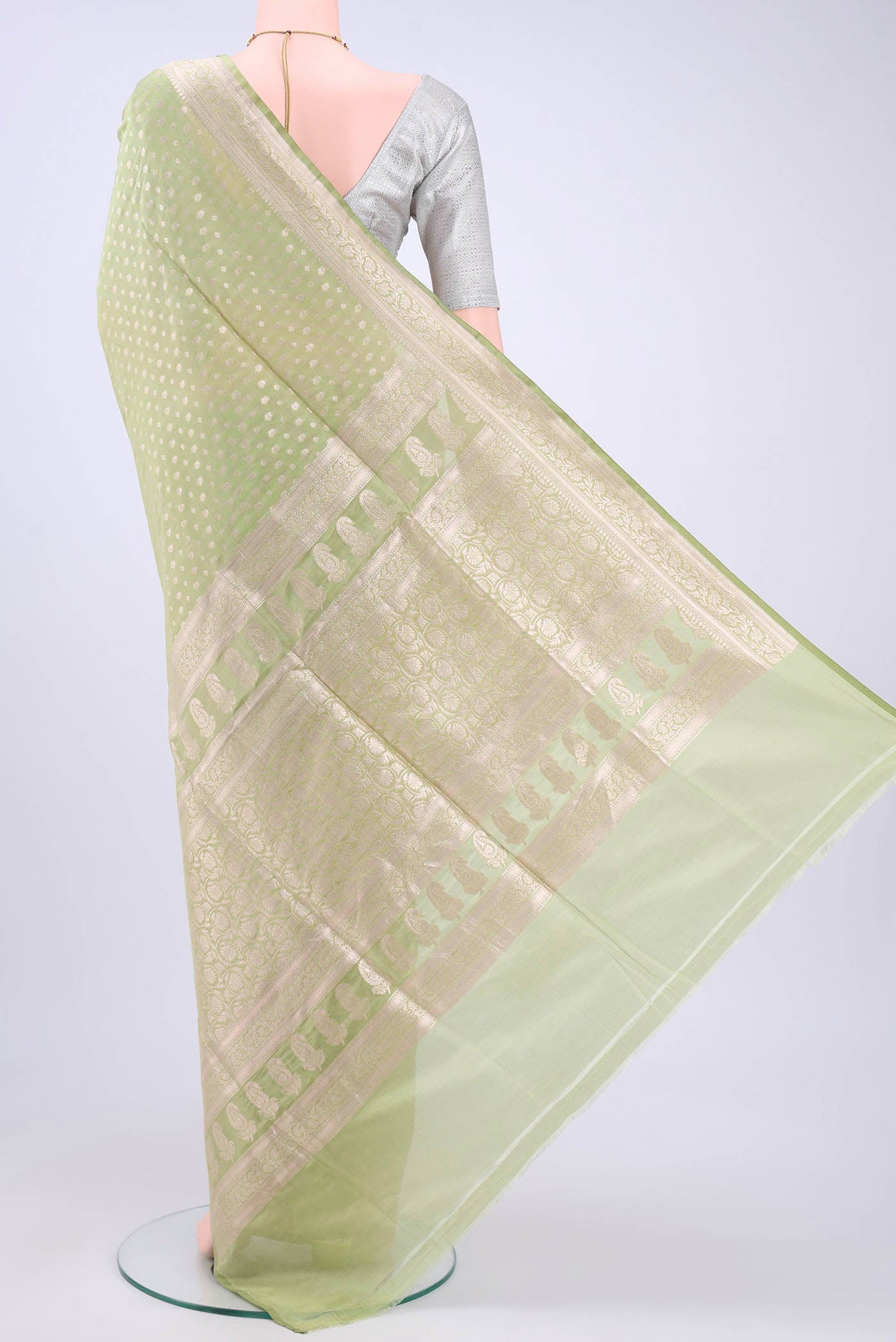 pallu body
