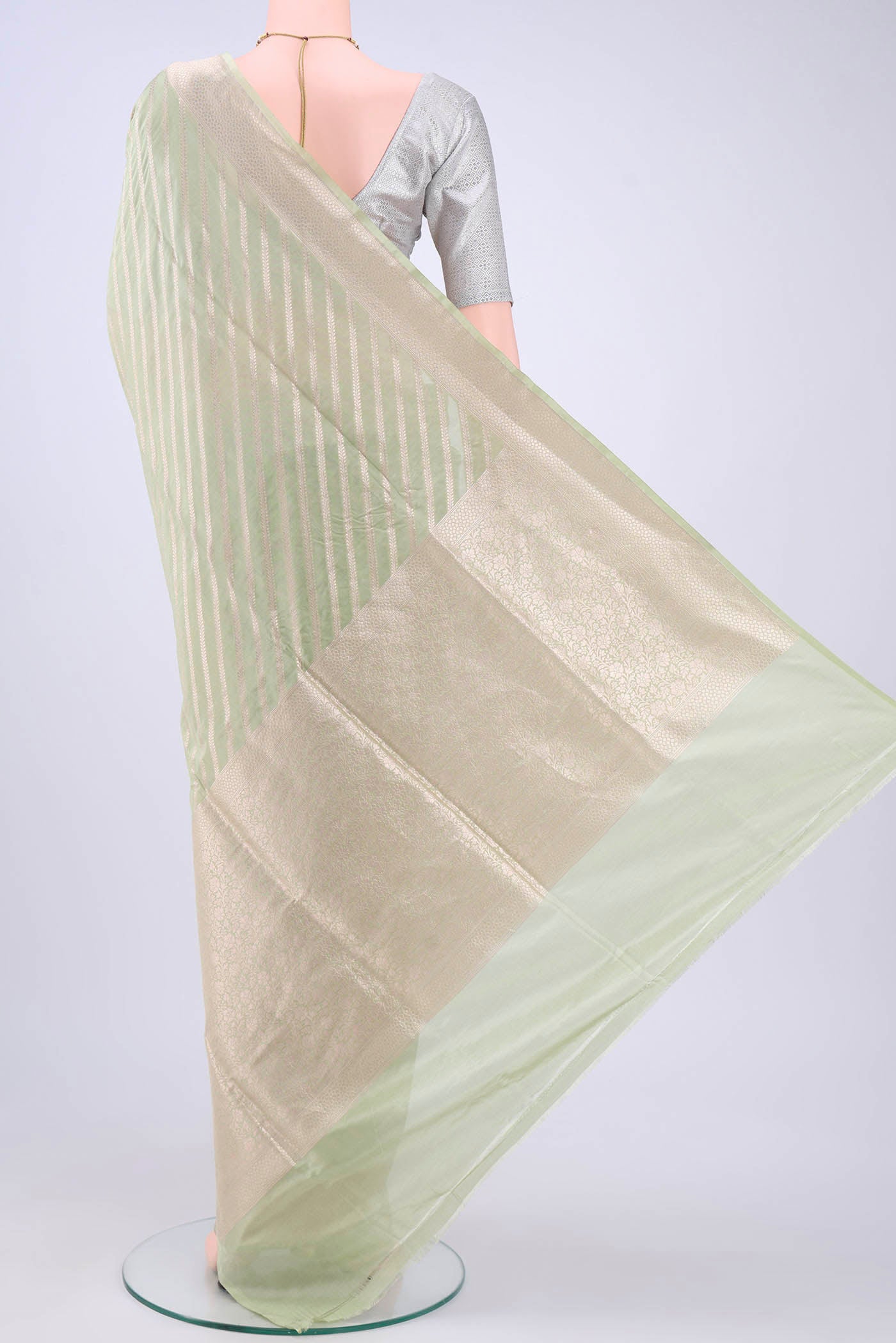 pallu body