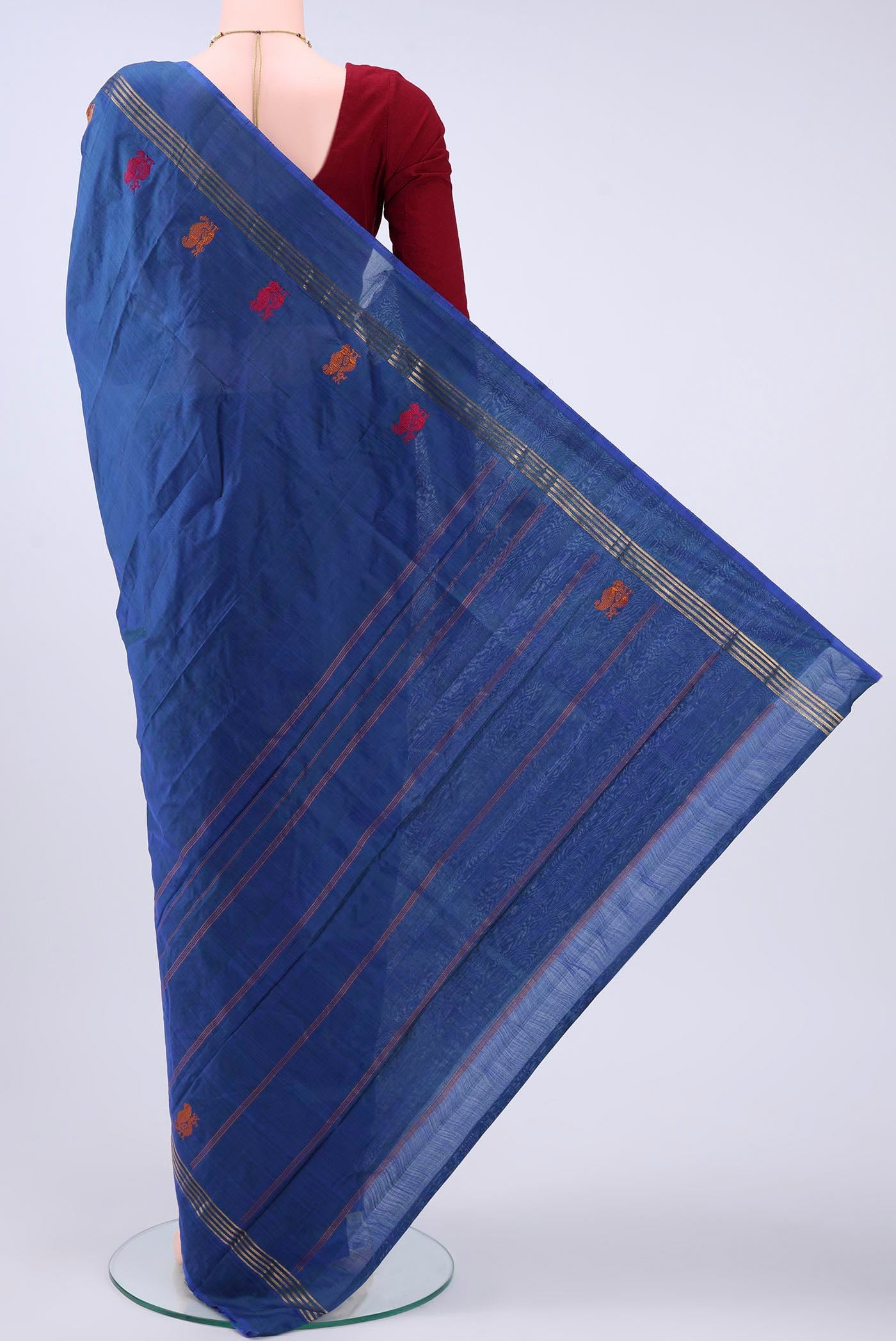 pallu body