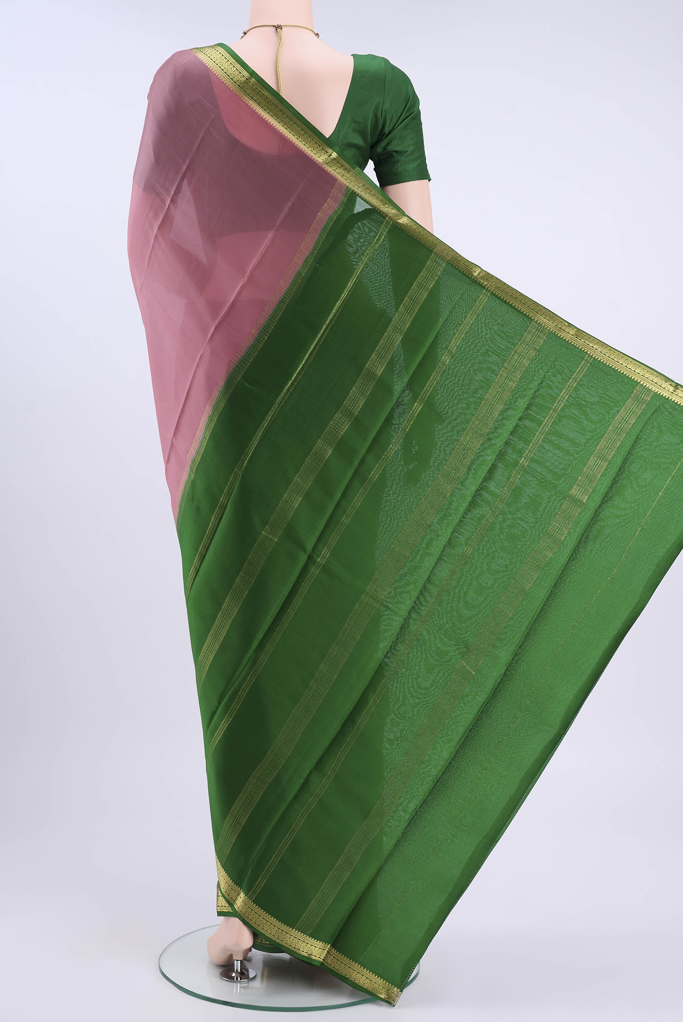 pallu body