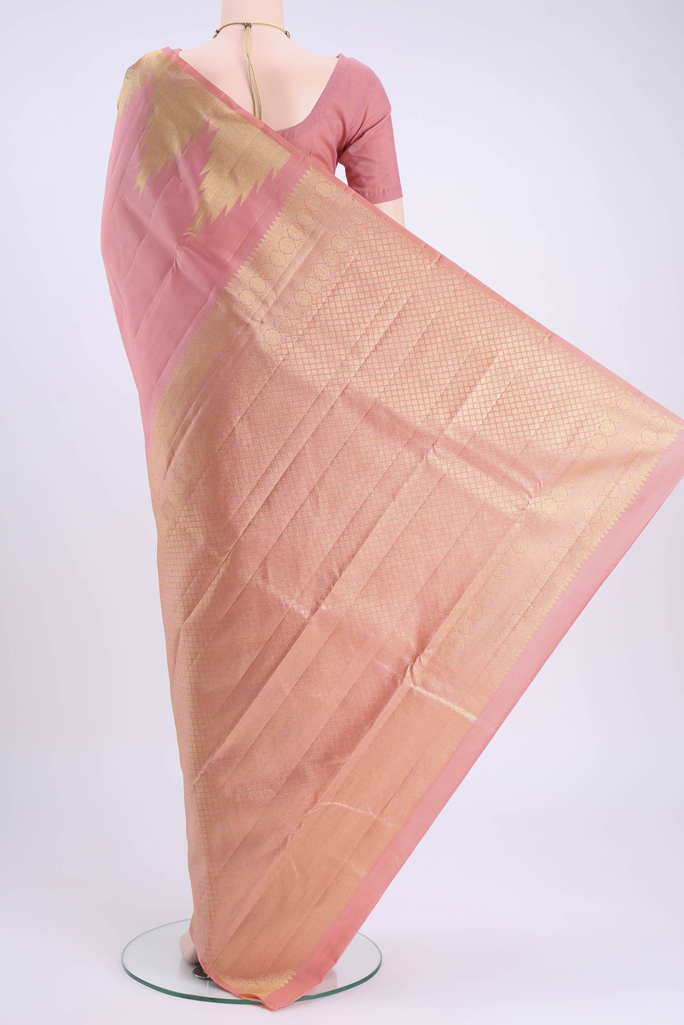 pallu body