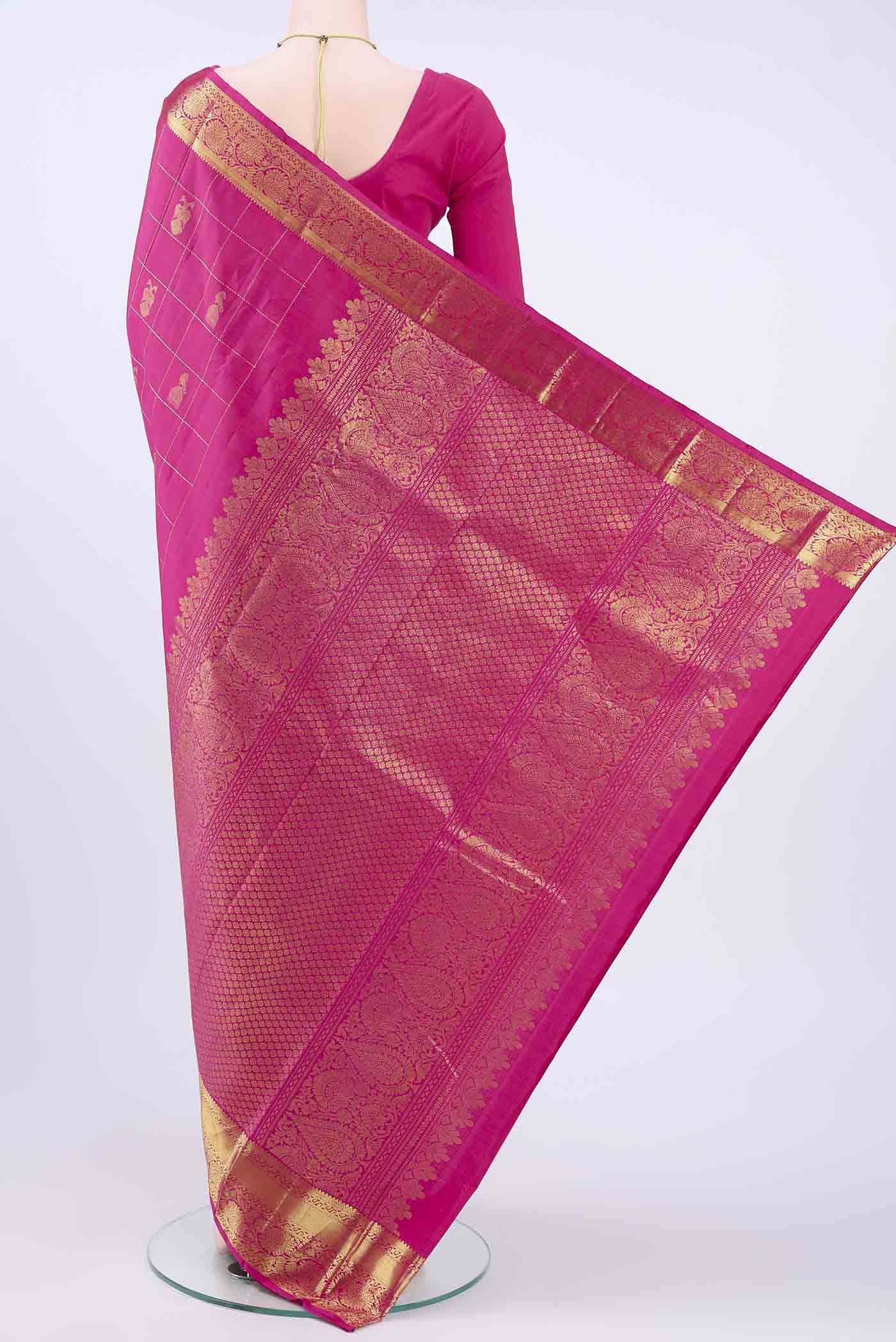pallu body