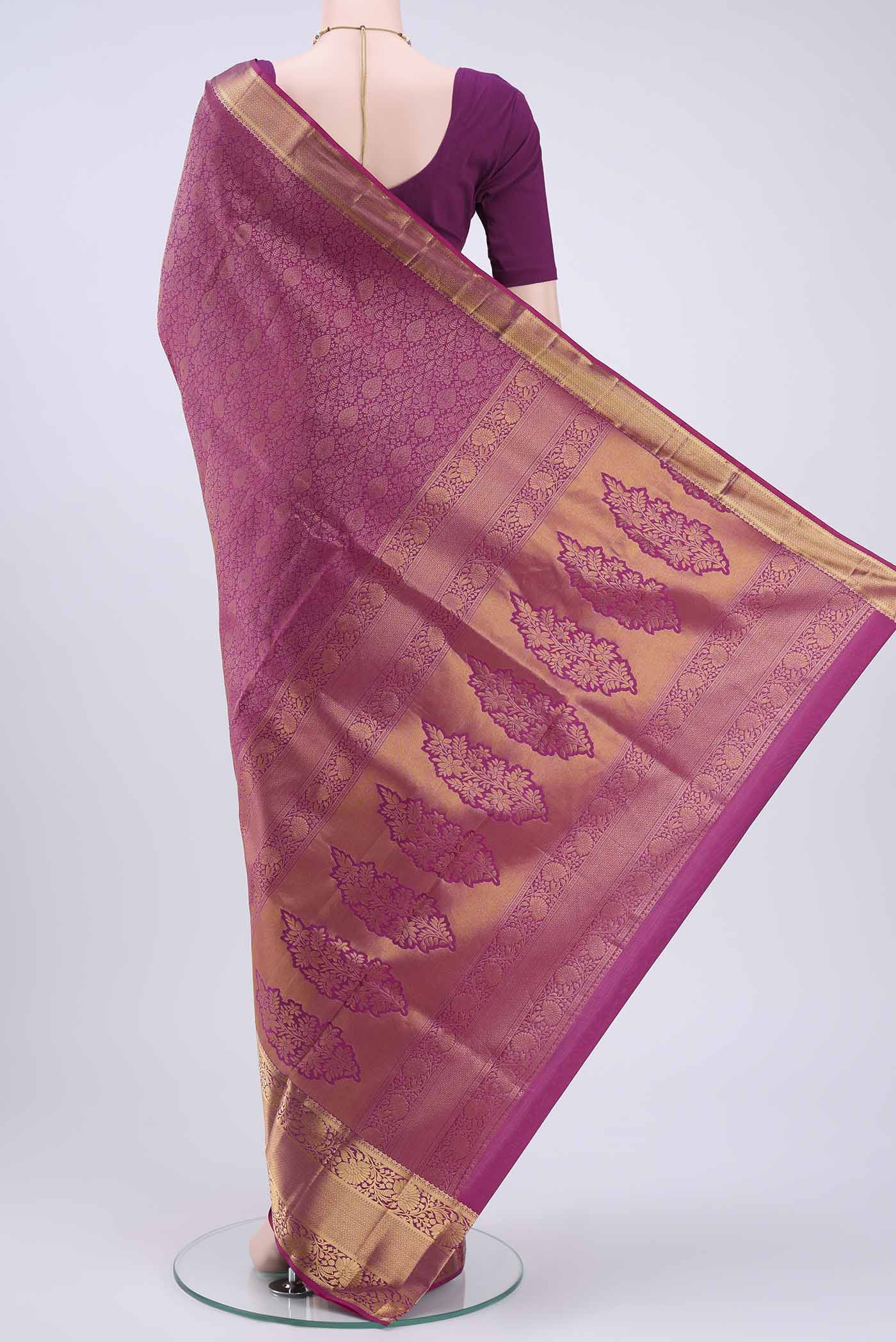 pallu body