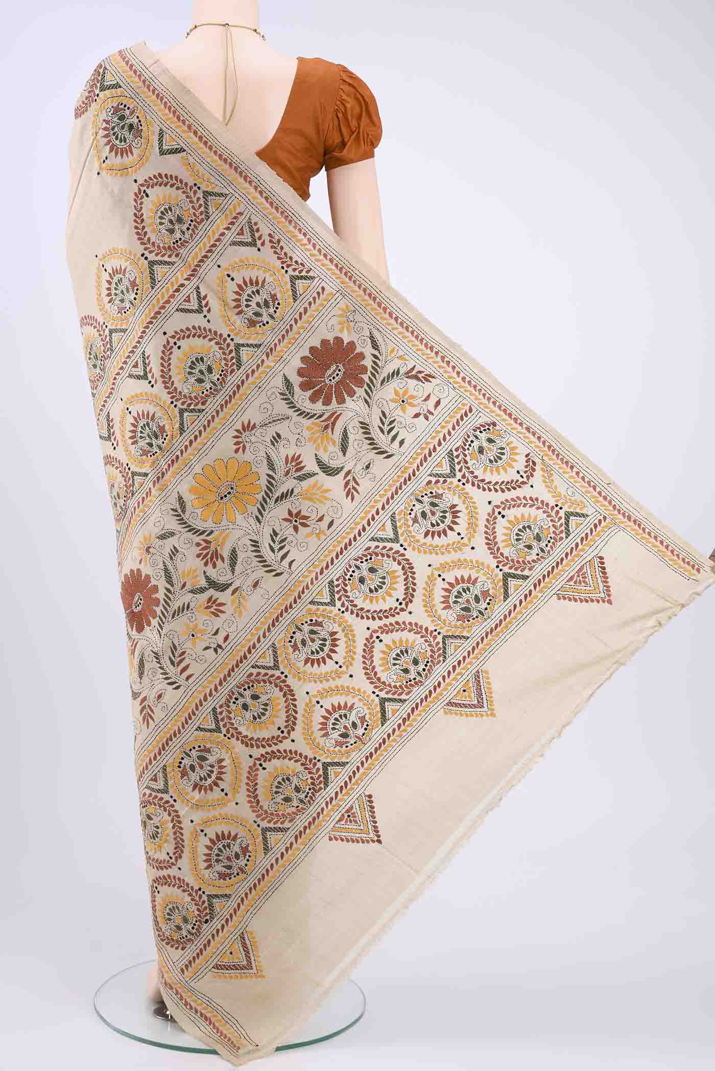 pallu body