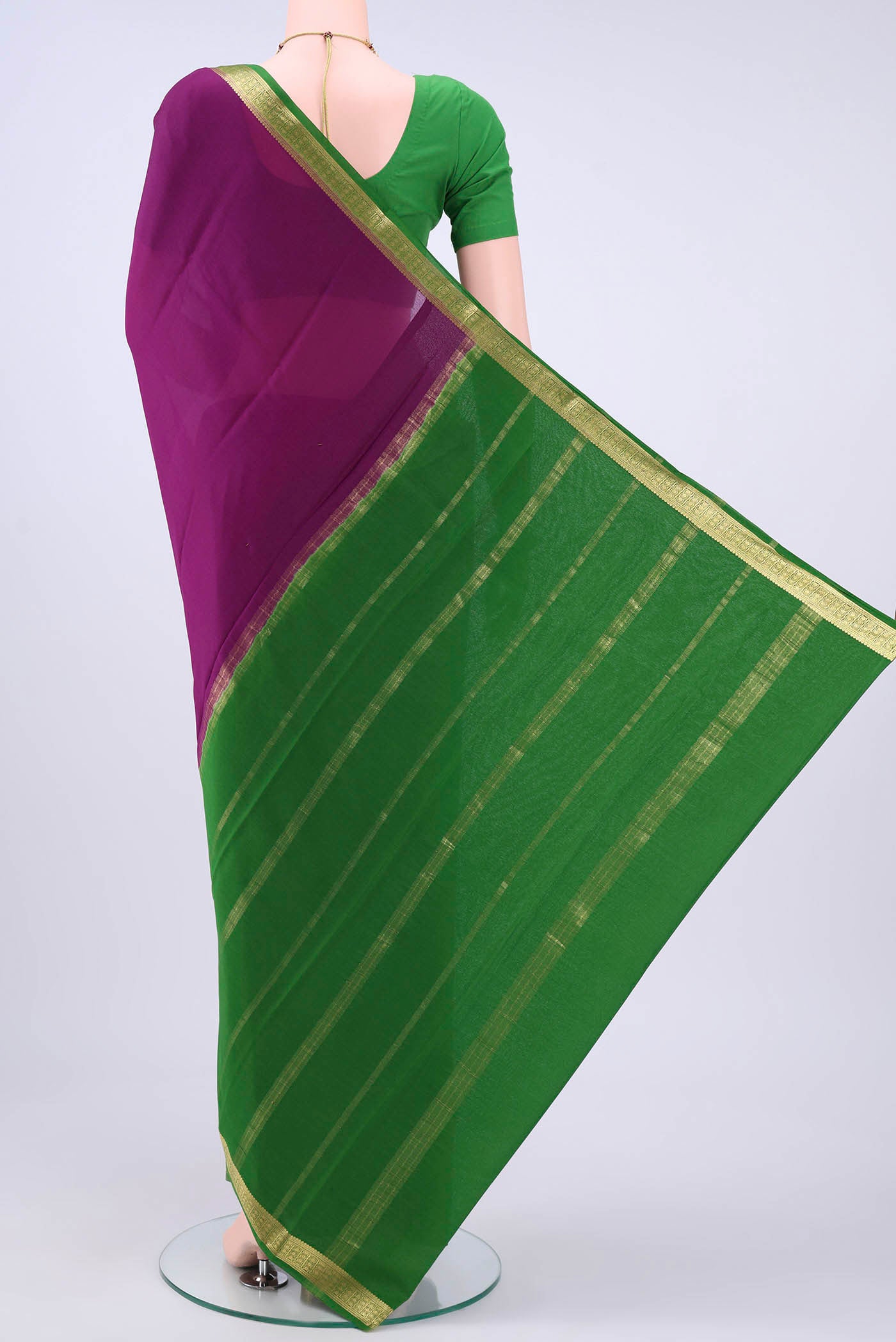 pallu body