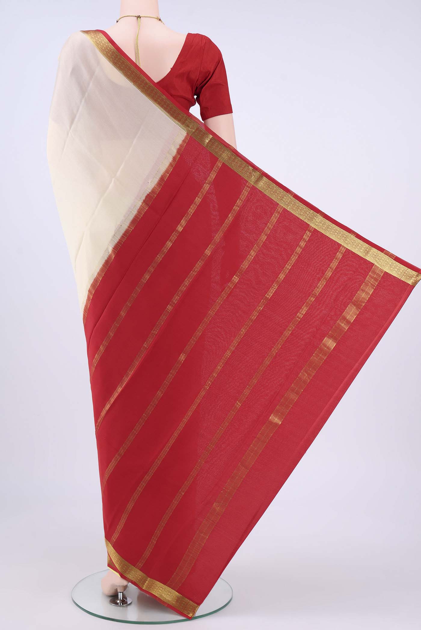 pallu body