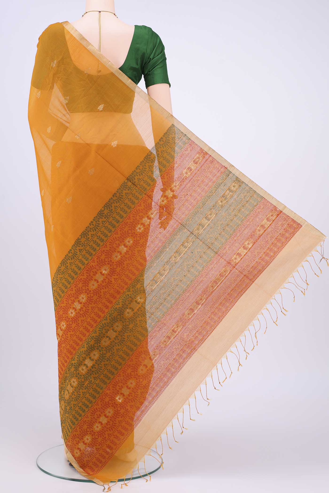 pallu body