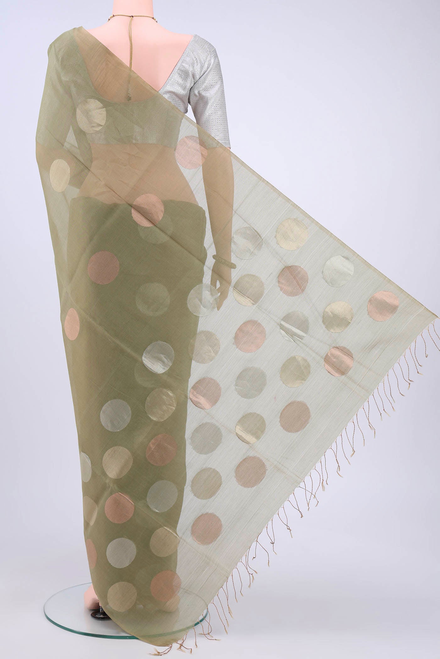 pallu body