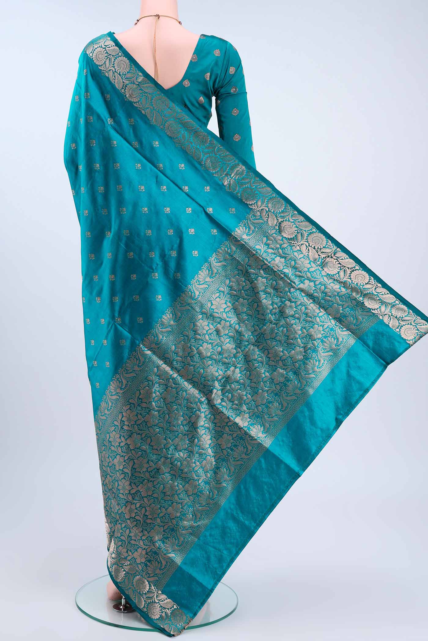 pallu body