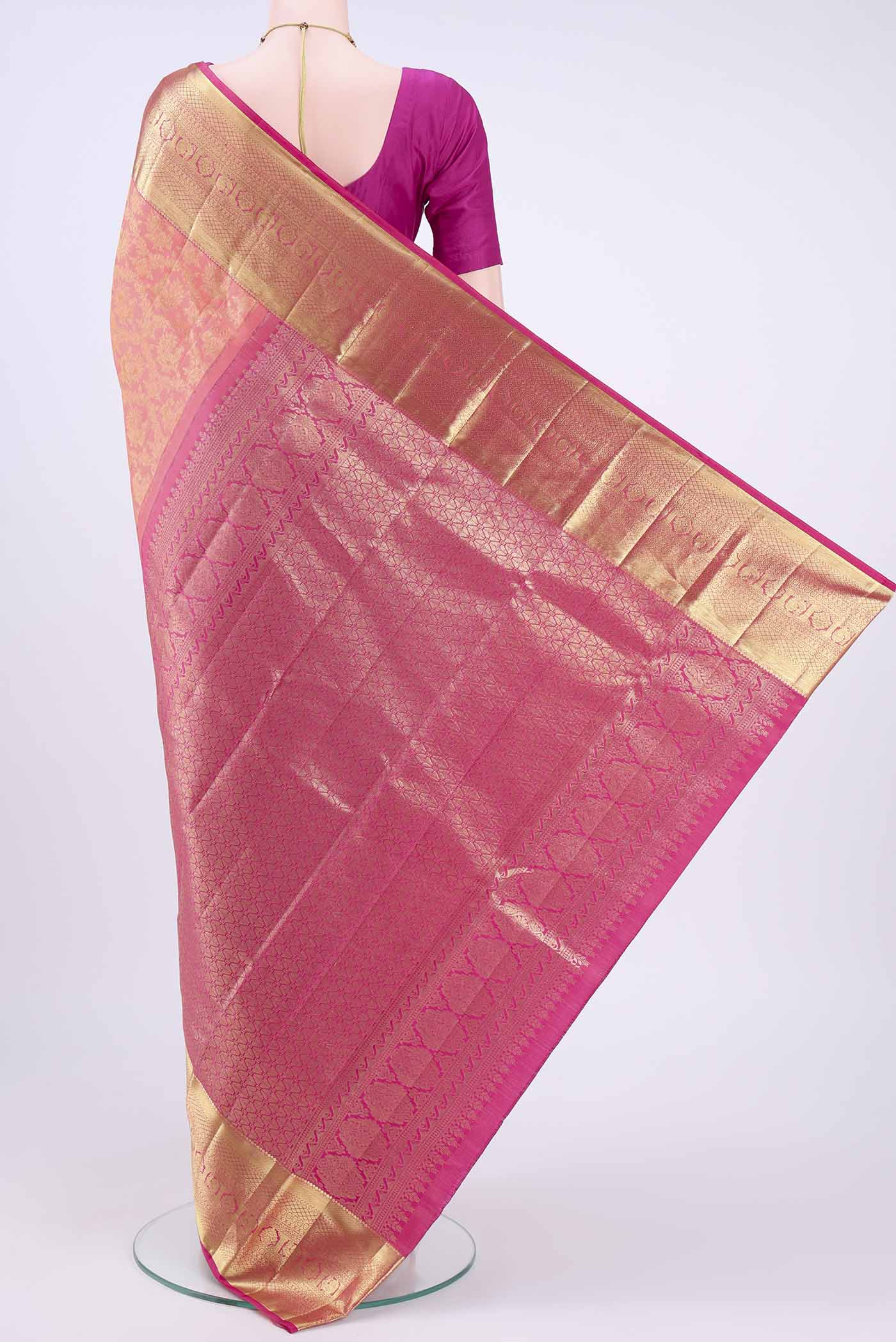 pallu body