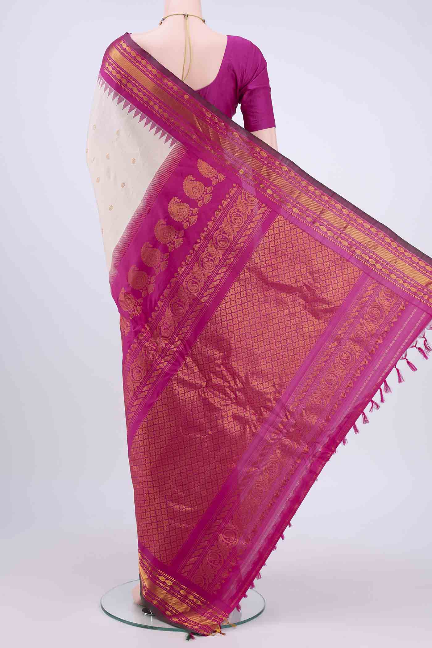 pallu body
