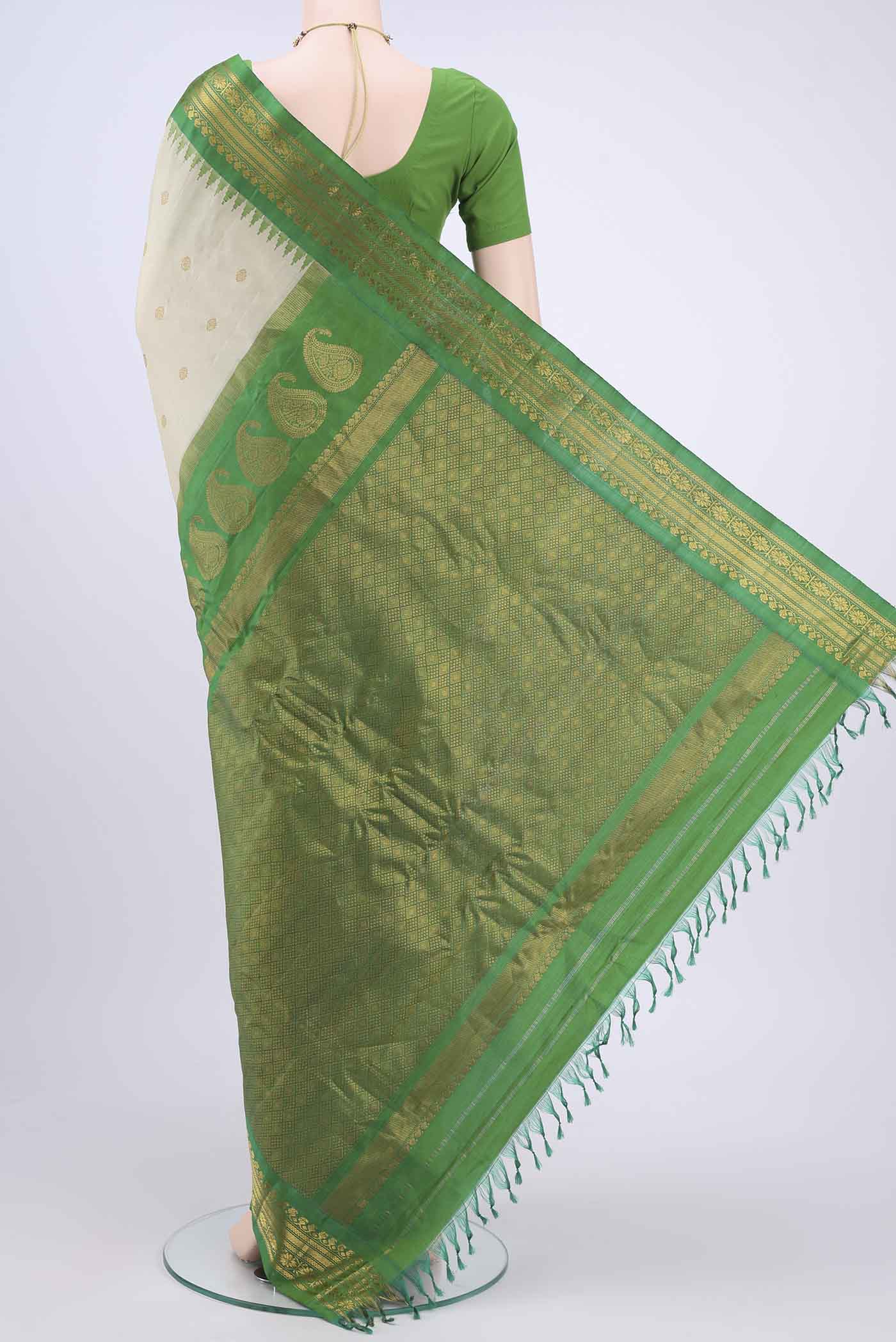 pallu body