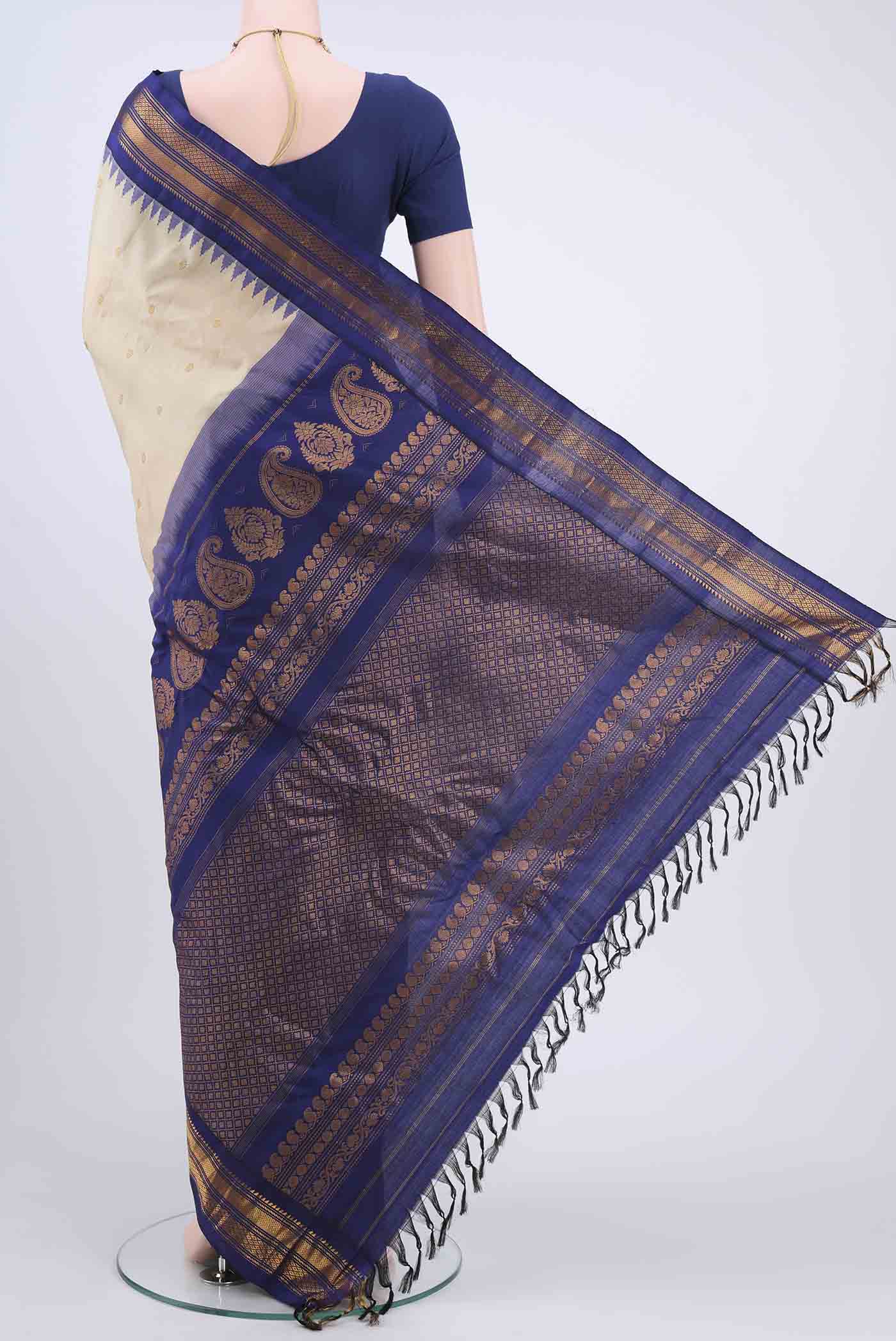 pallu body
