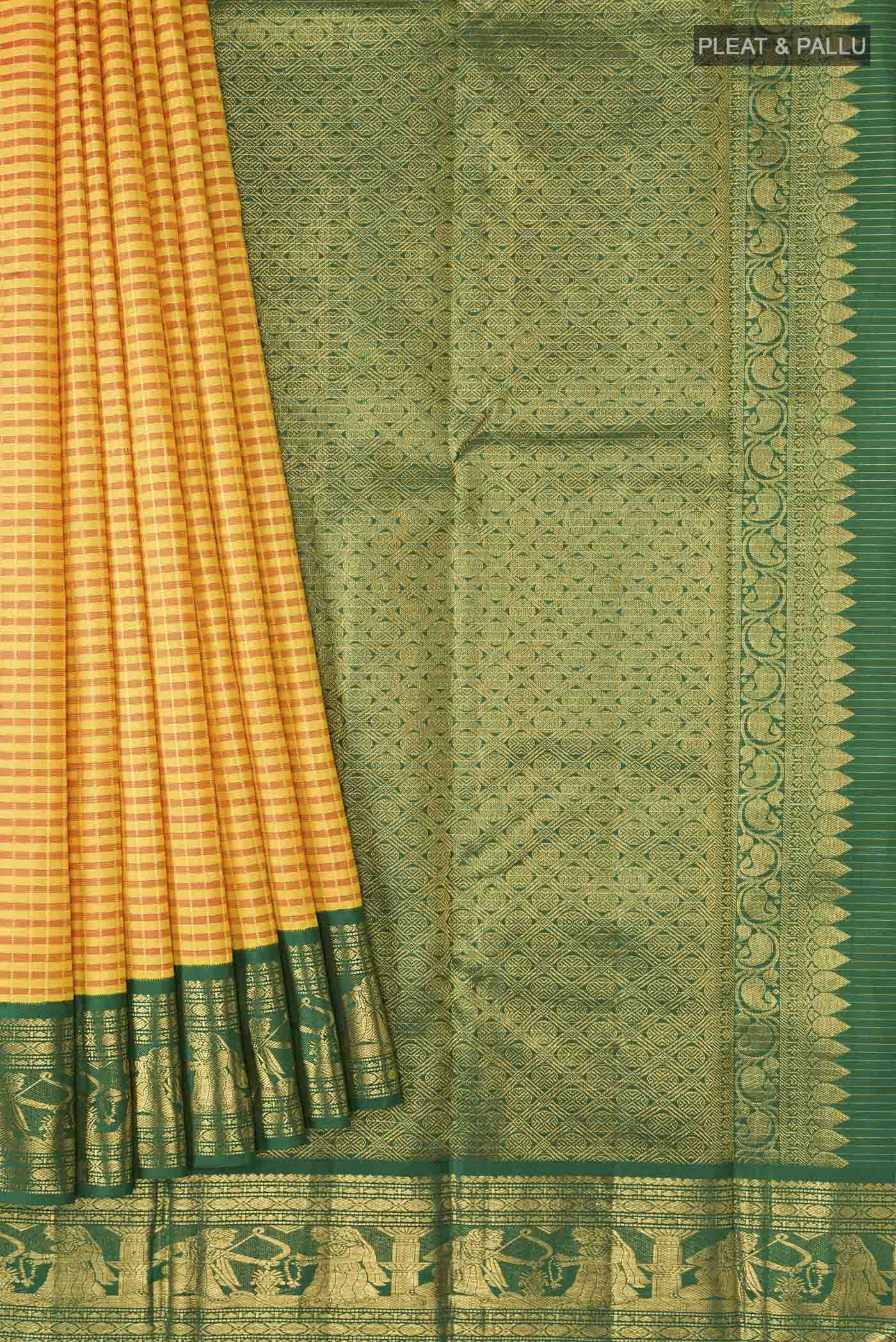 pleats pallu
