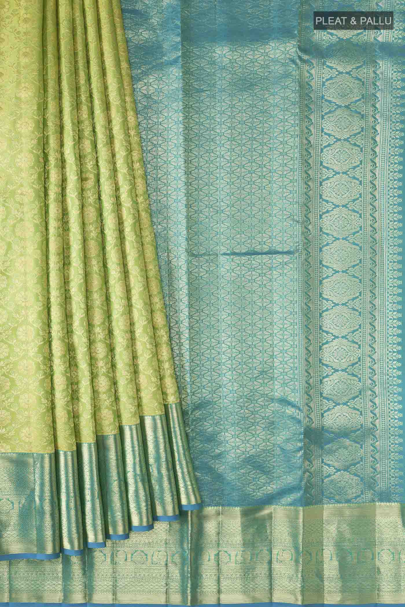 pleats pallu