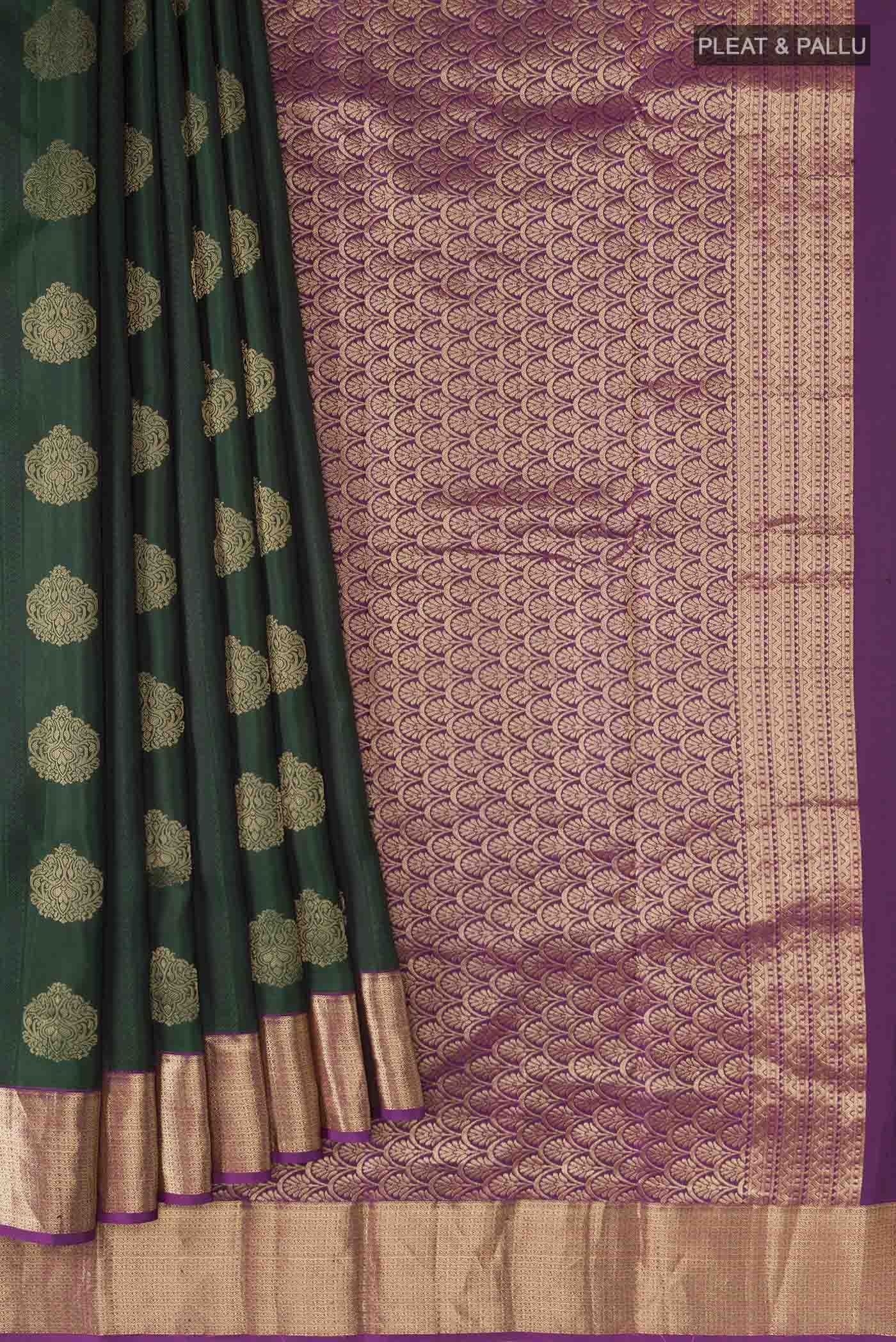 pleats pallu