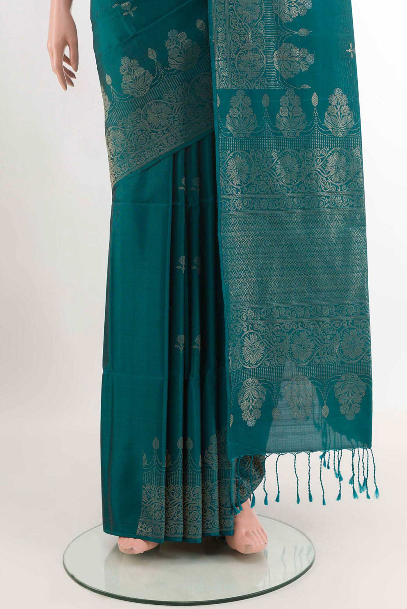 pleats pallu