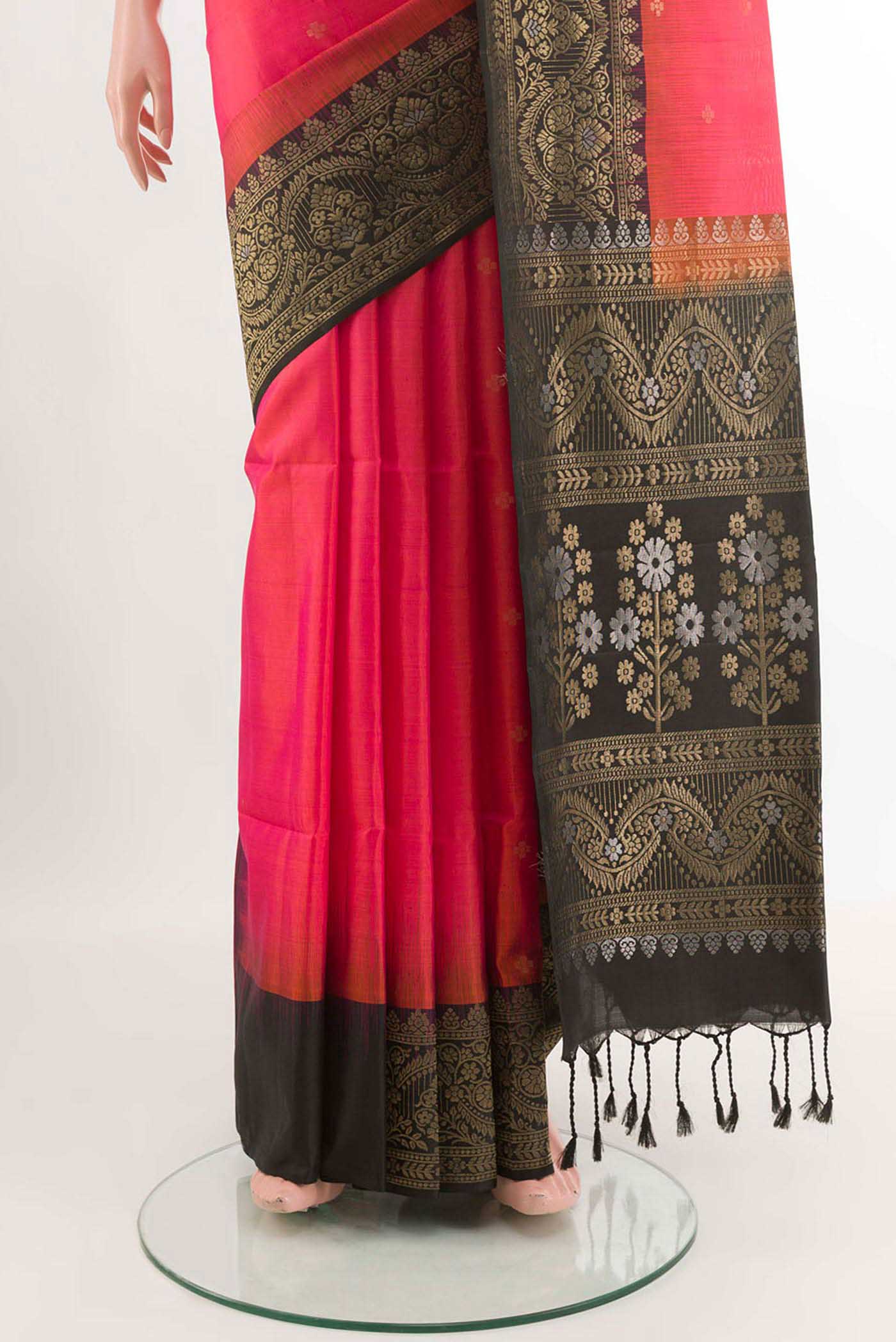 pleats pallu