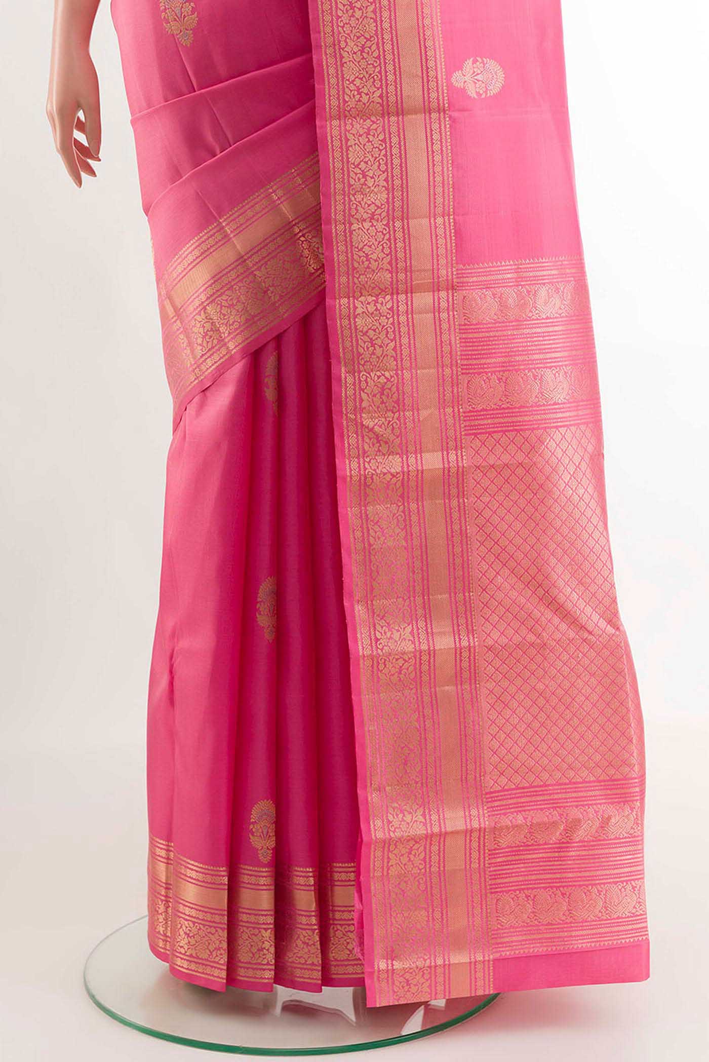pleats pallu