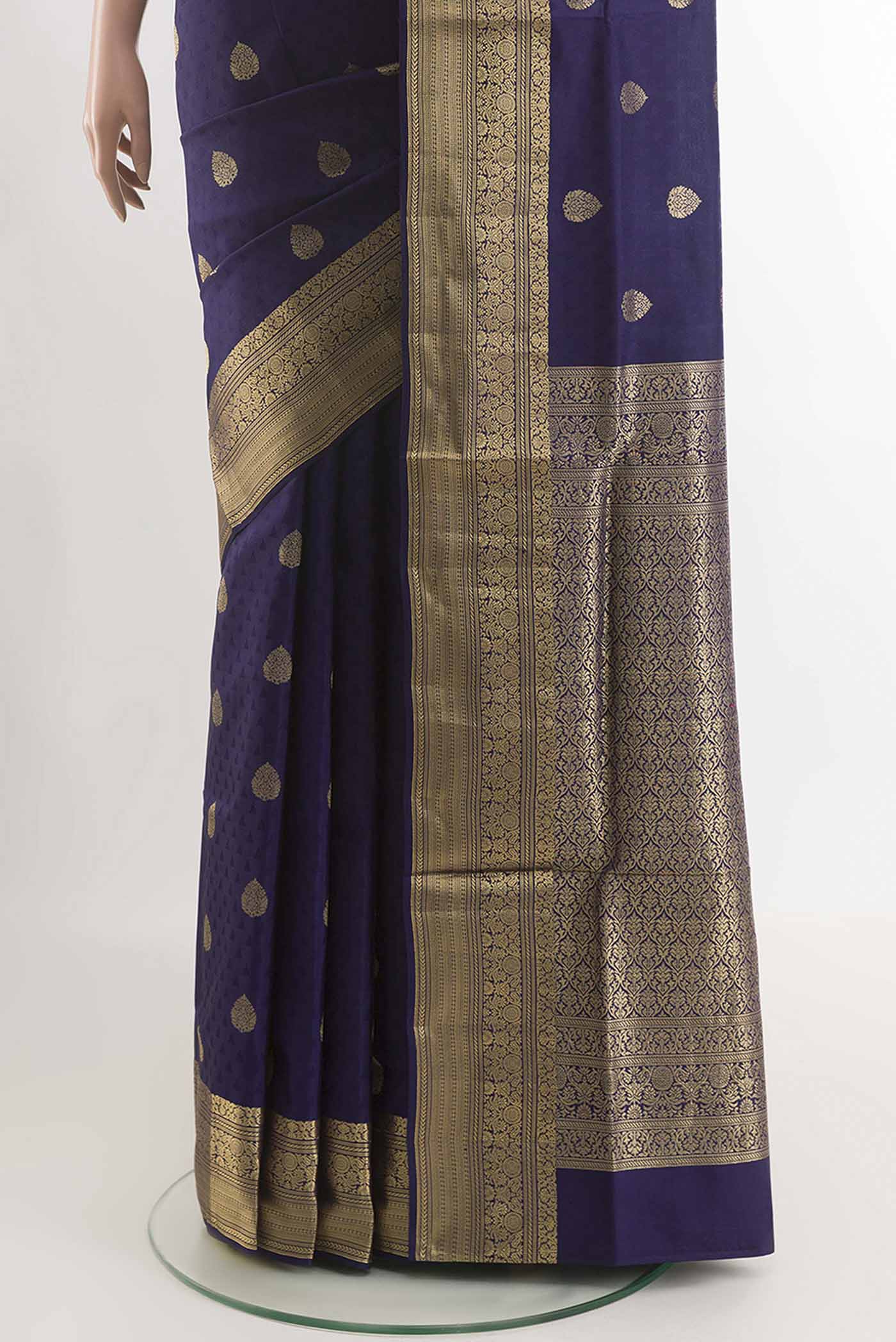pleats pallu