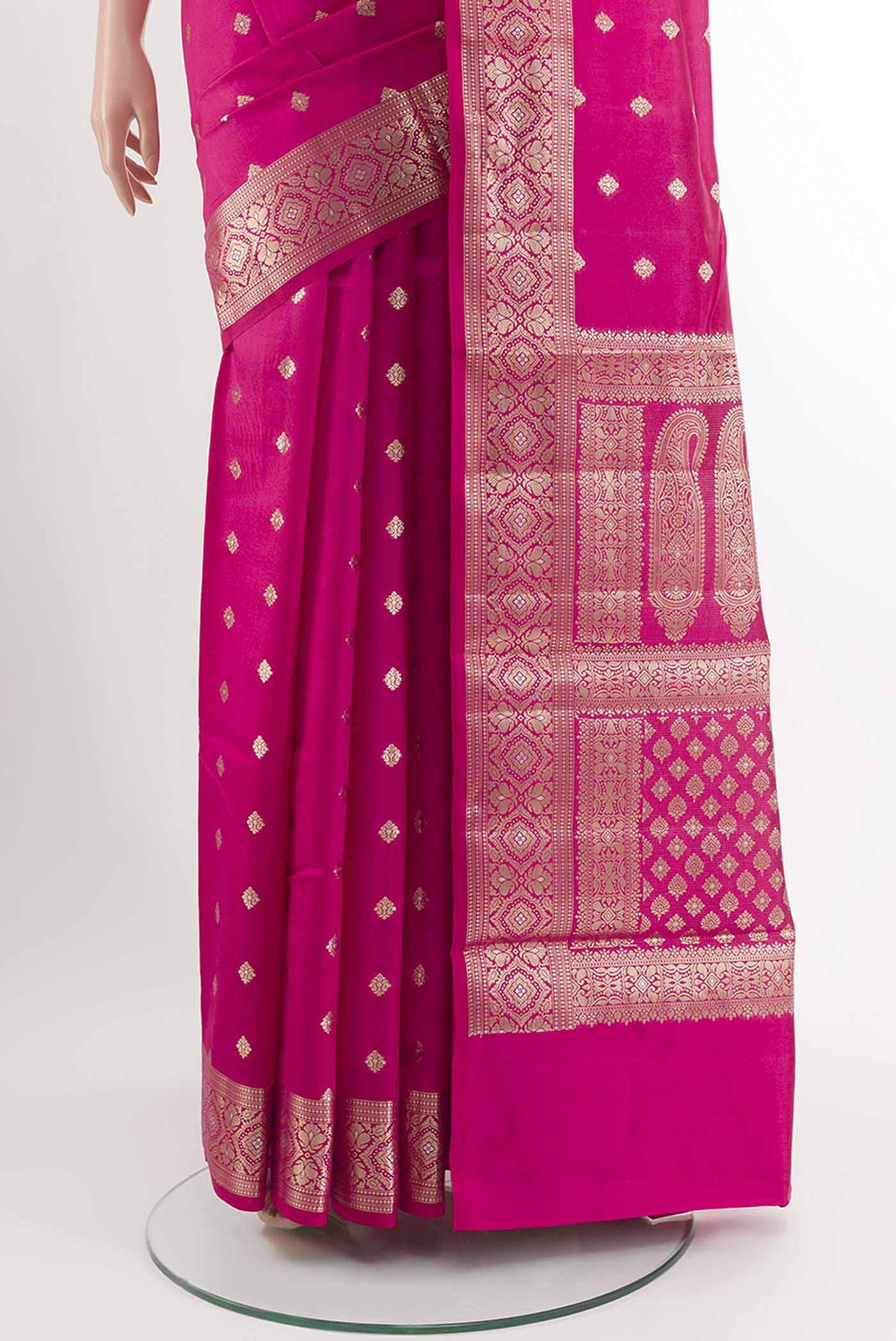 pleats pallu
