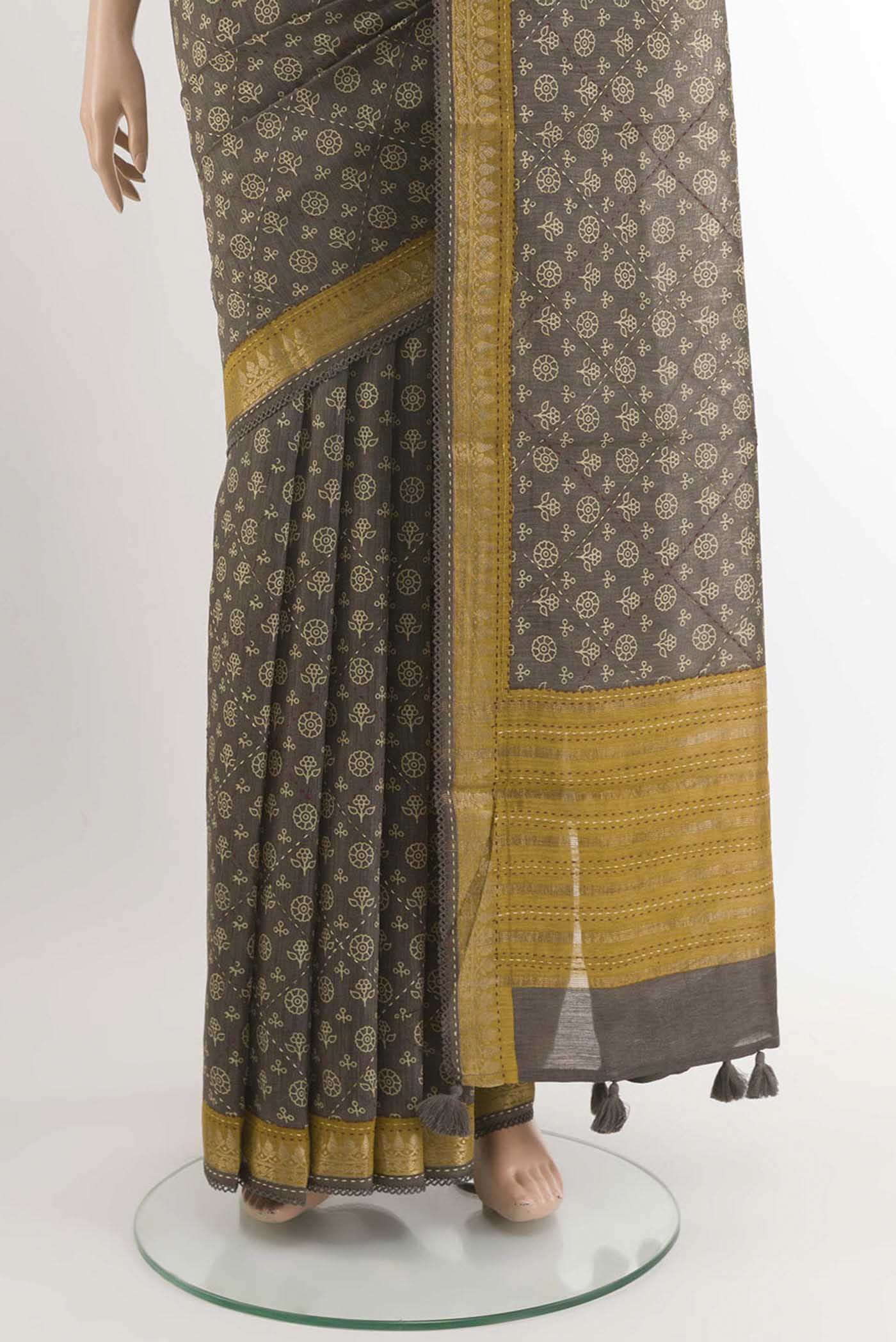 pleats pallu