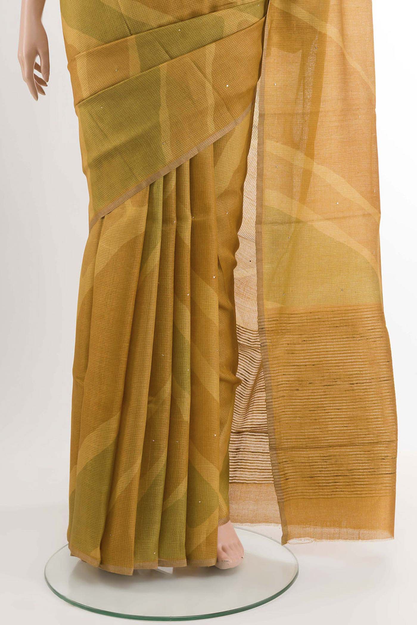 pleats pallu