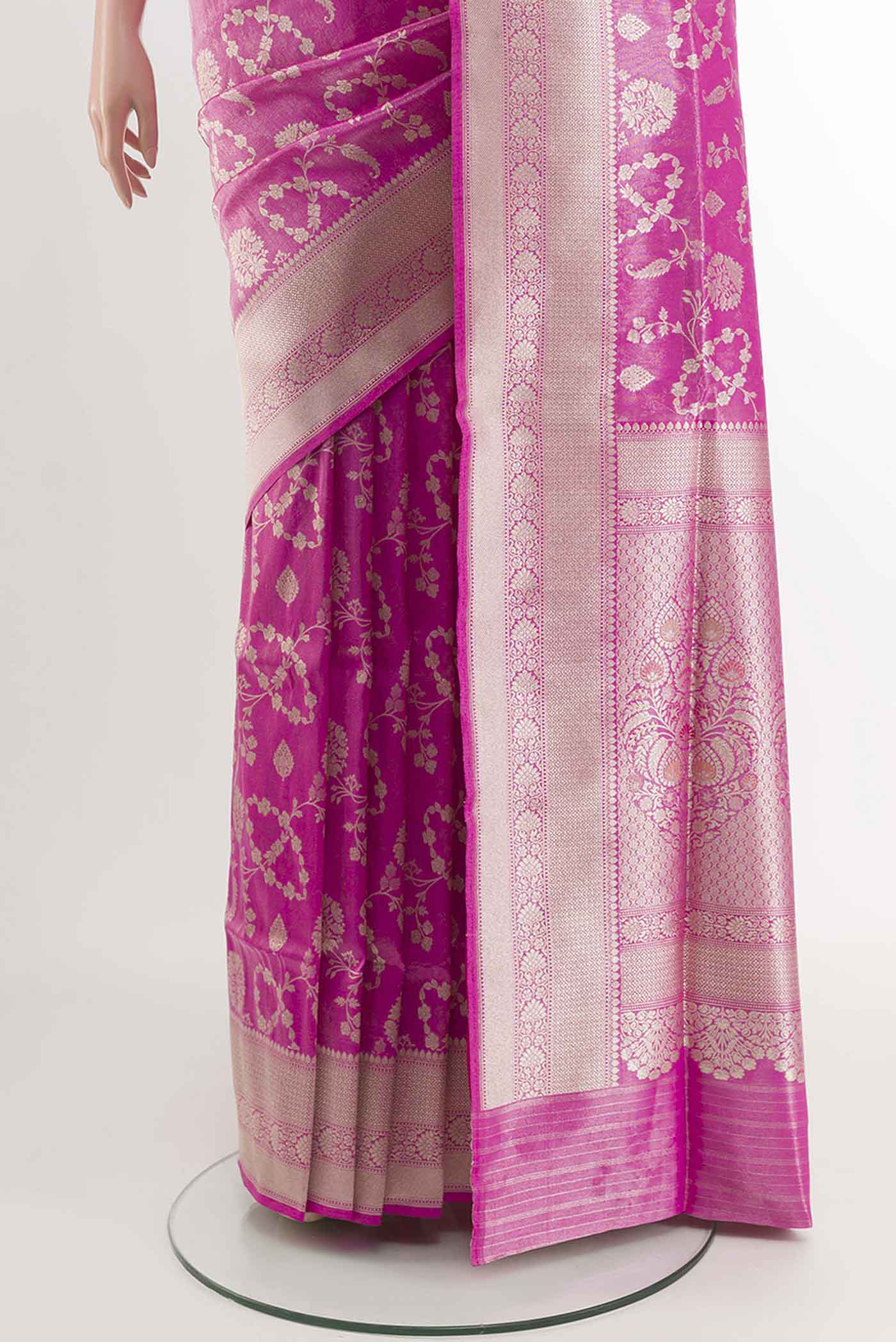 pleats pallu