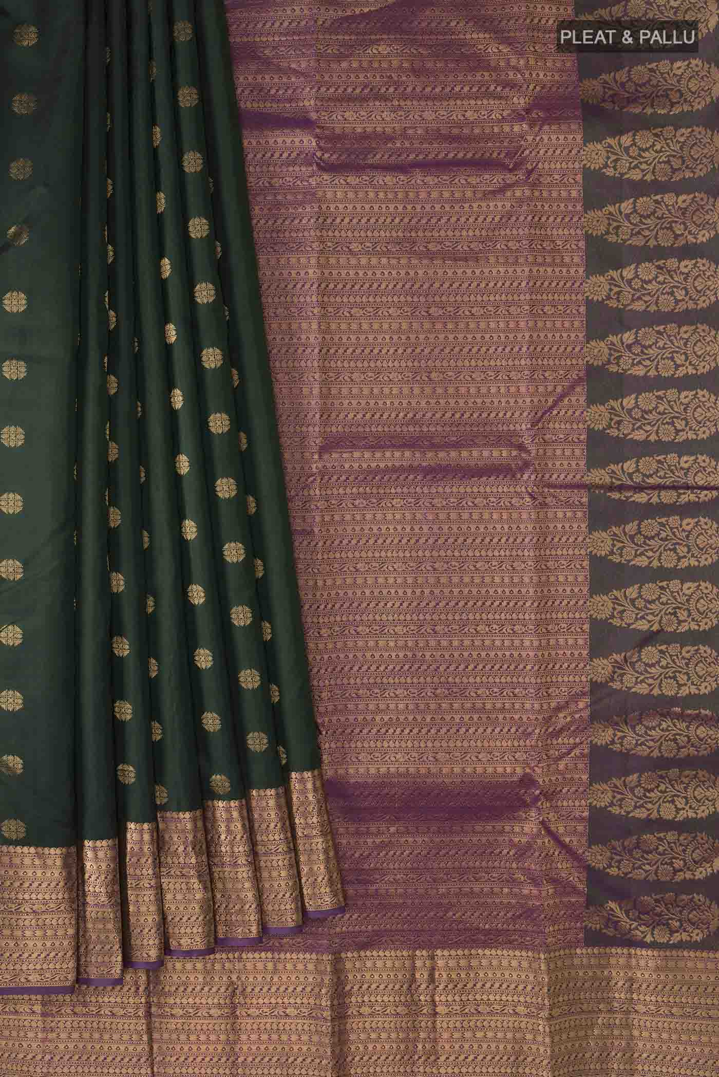 pleats pallu
