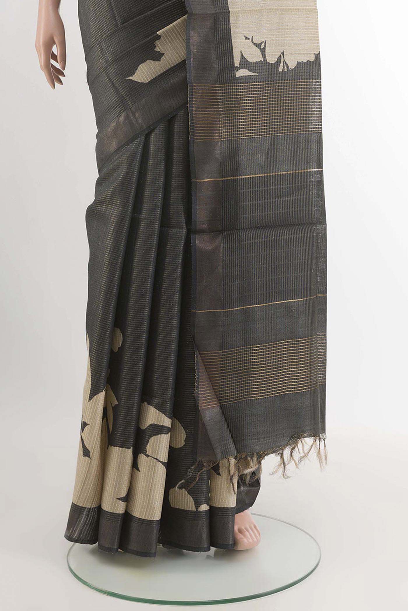 pleats pallu