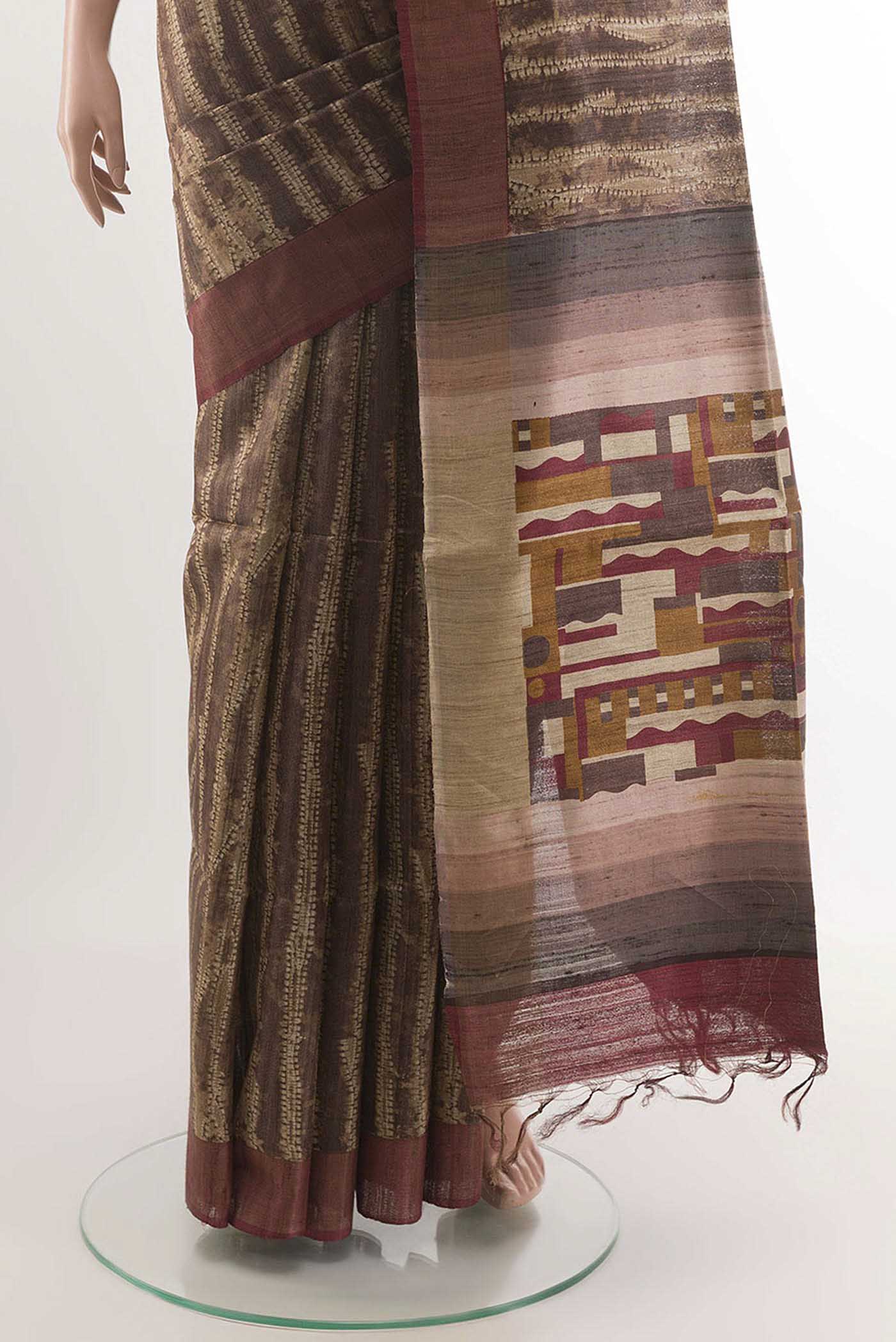 pleats pallu