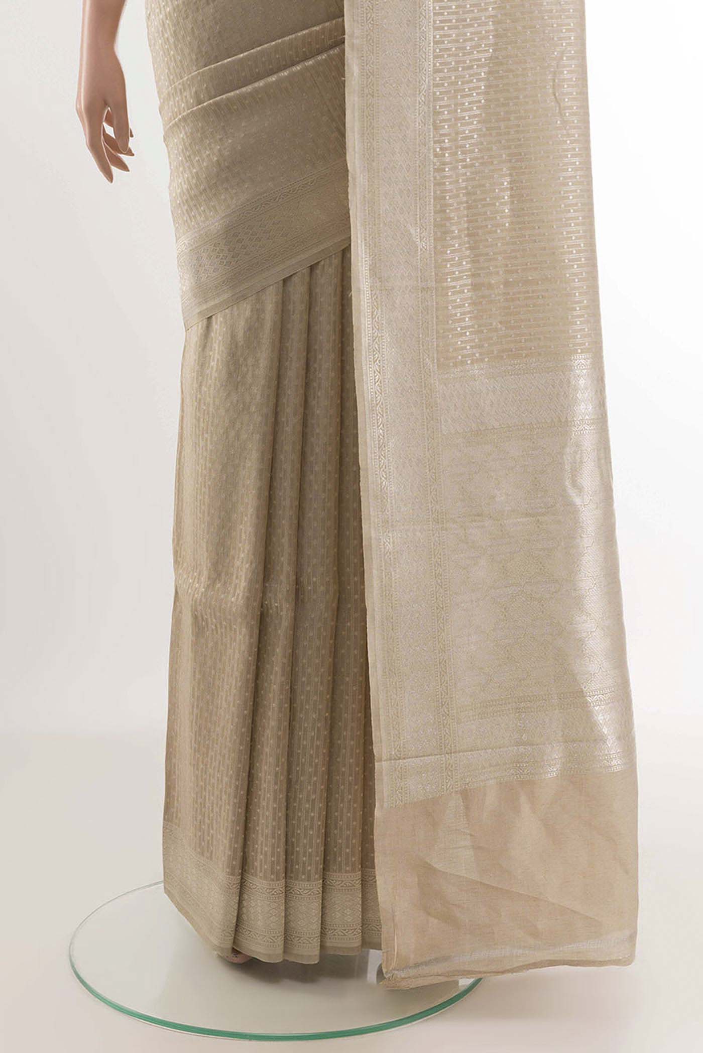 pleats pallu