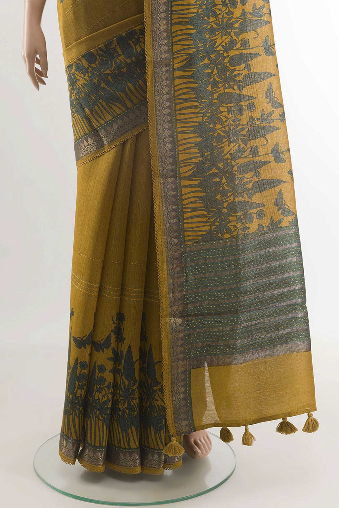 pleats pallu
