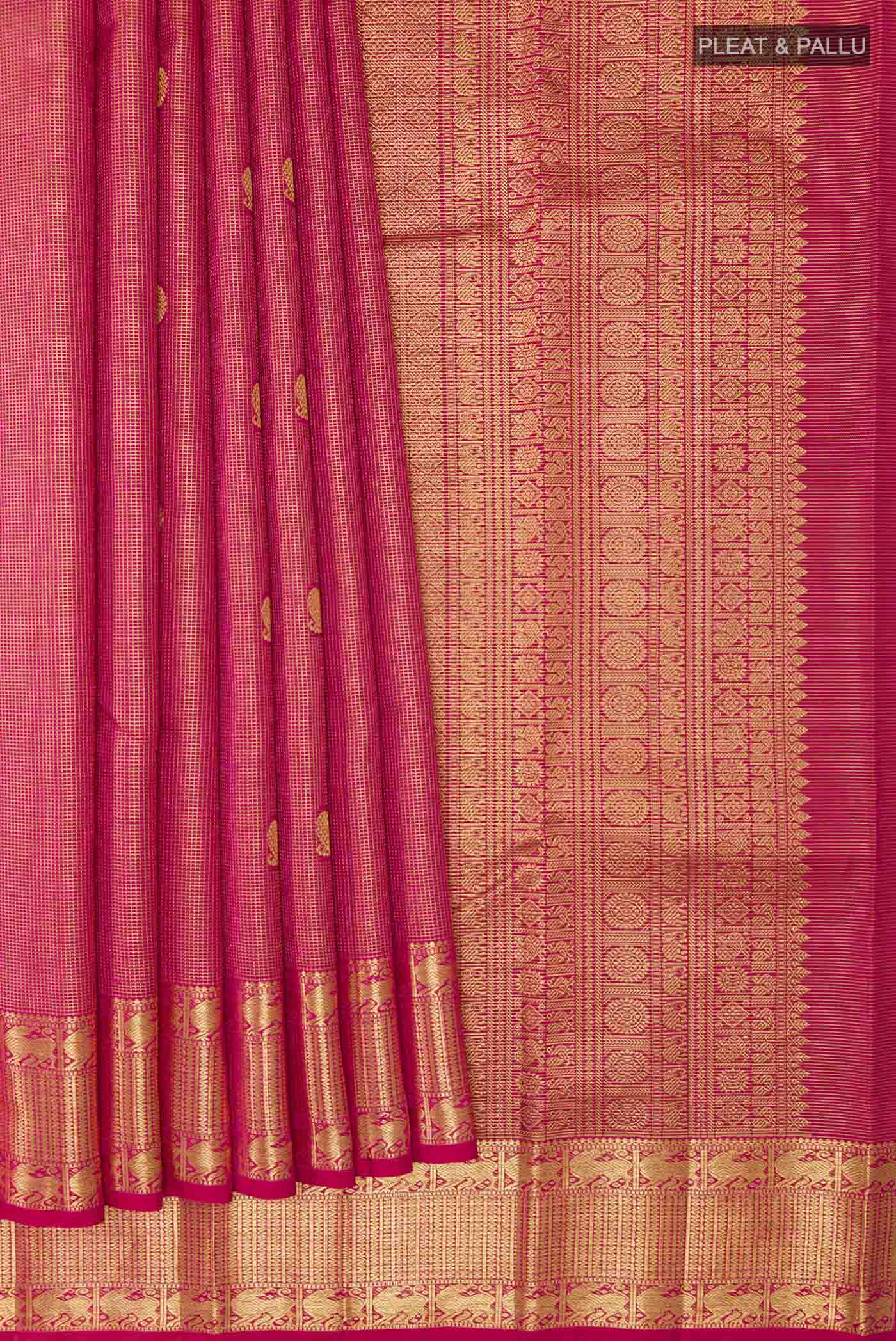 pleats pallu