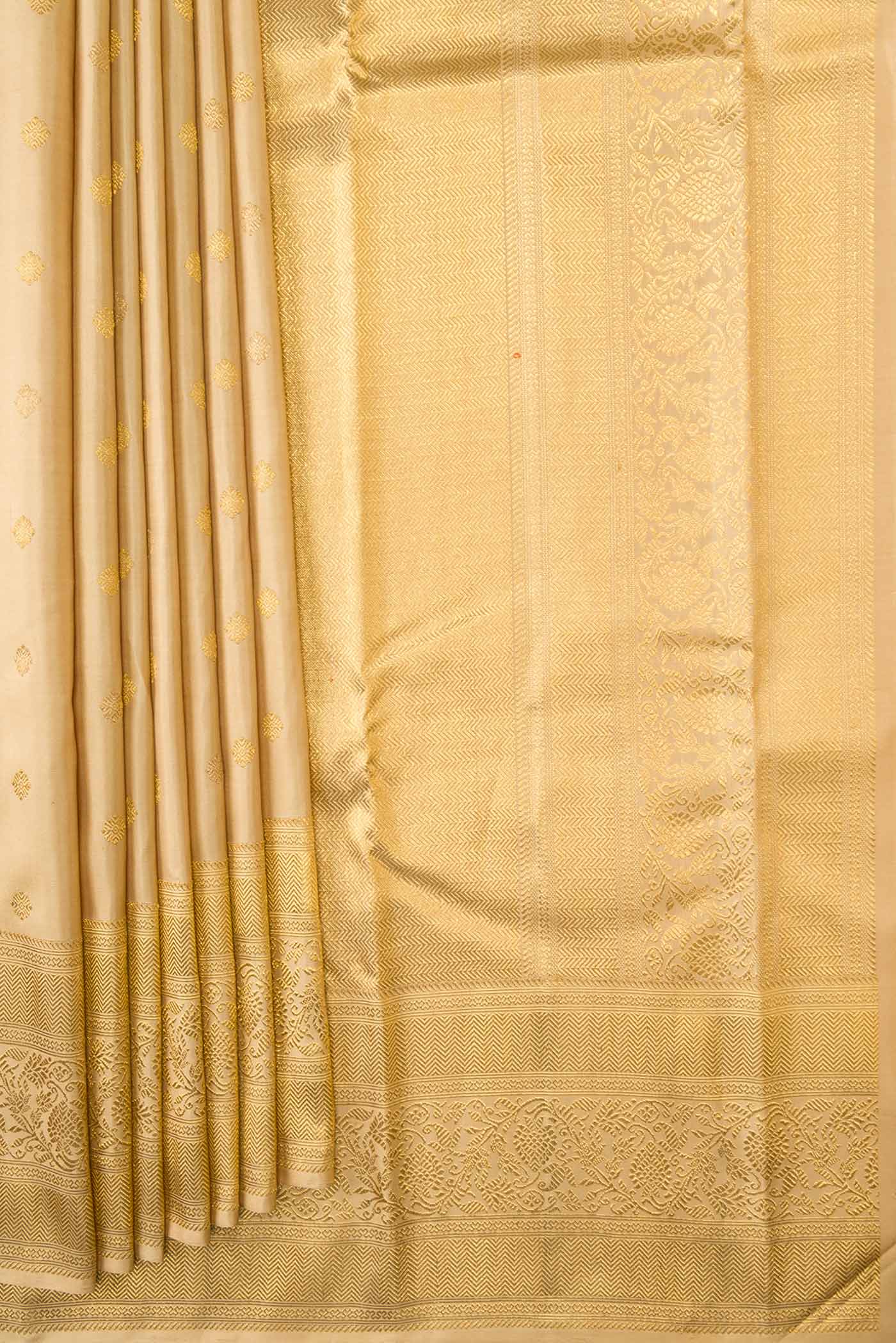 pleats pallu
