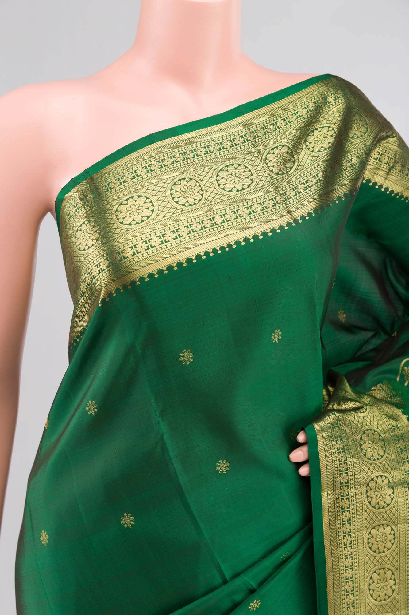 Tarangini-Green Kanchipuram Silk Saree