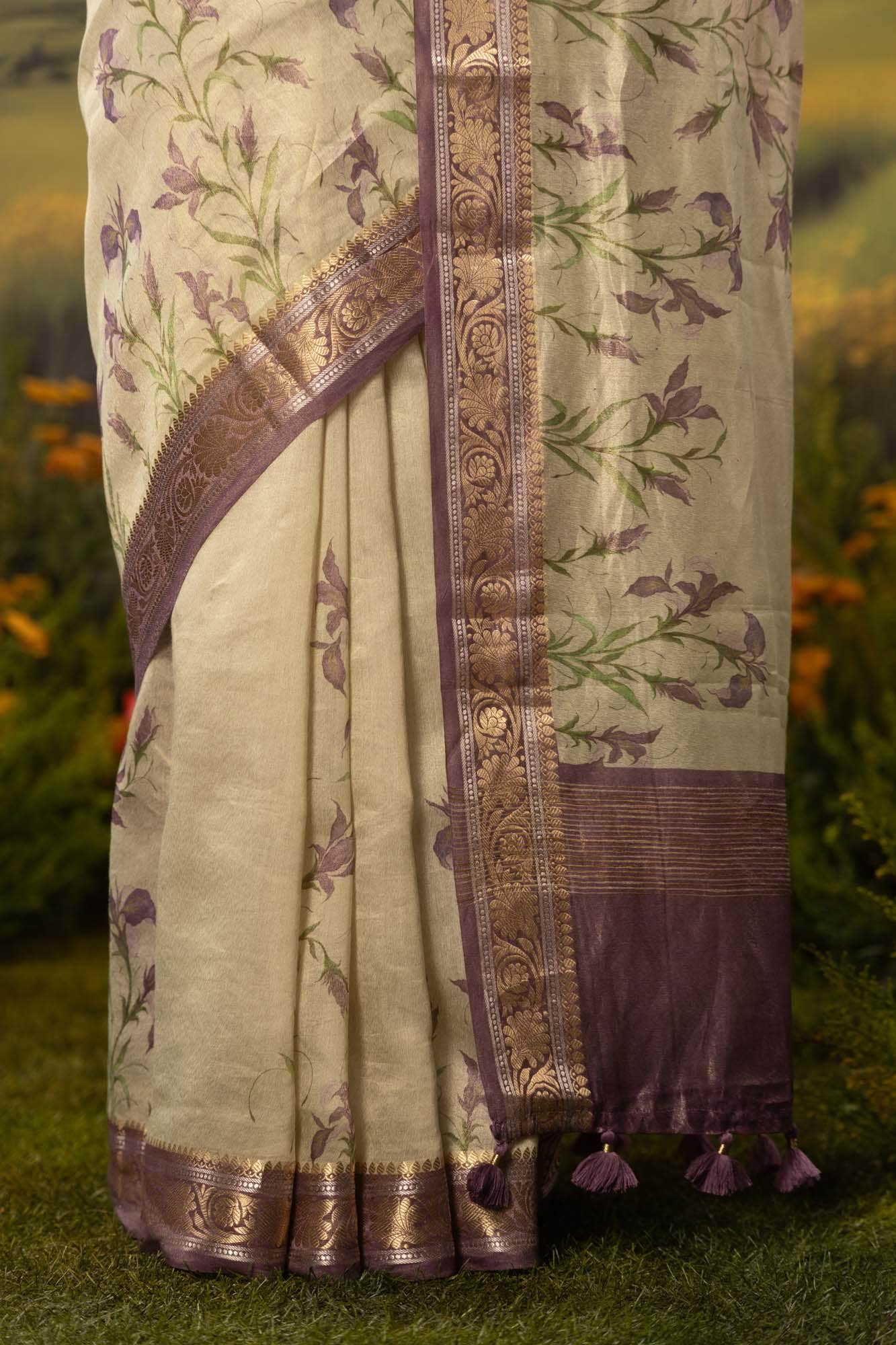 Soul of Iris-Beige Cotton Tissue Saree