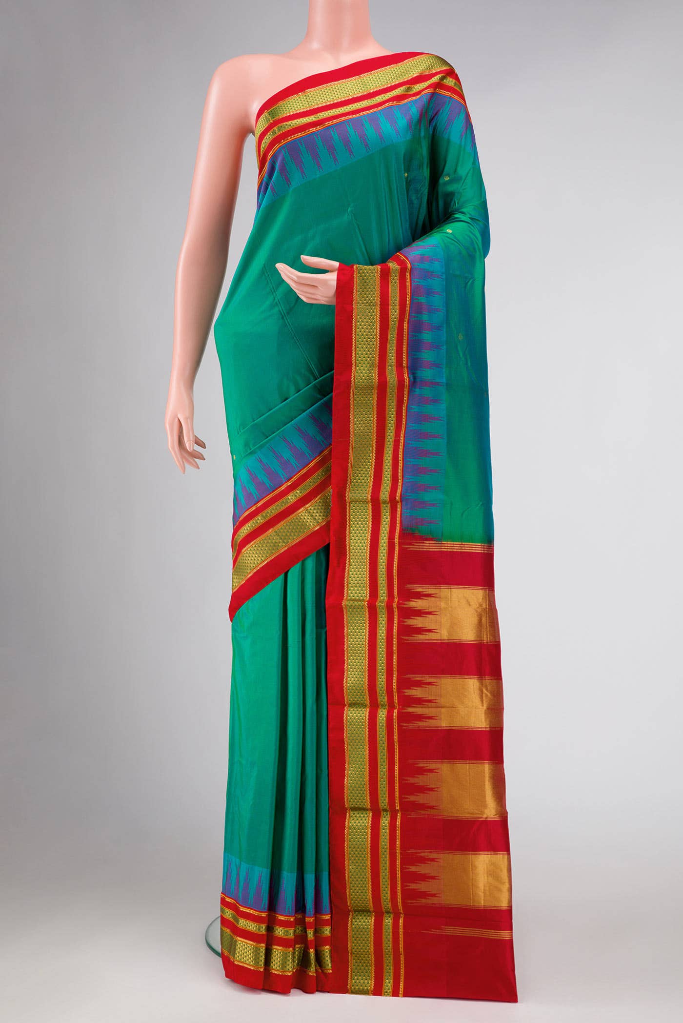 Green Dual Tone Kanchipuram Silk Saree